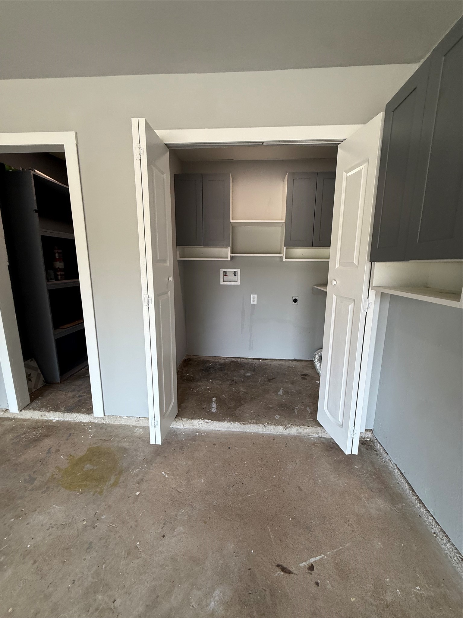 7303 Millbrae Lane Property Photo 24