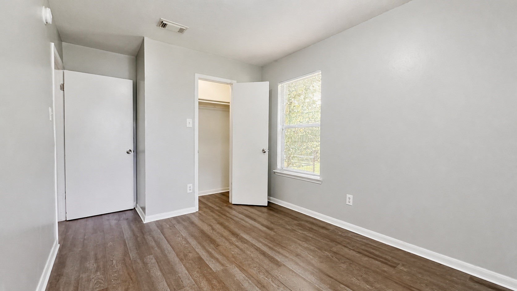 9406 Alcala Court Property Photo 15