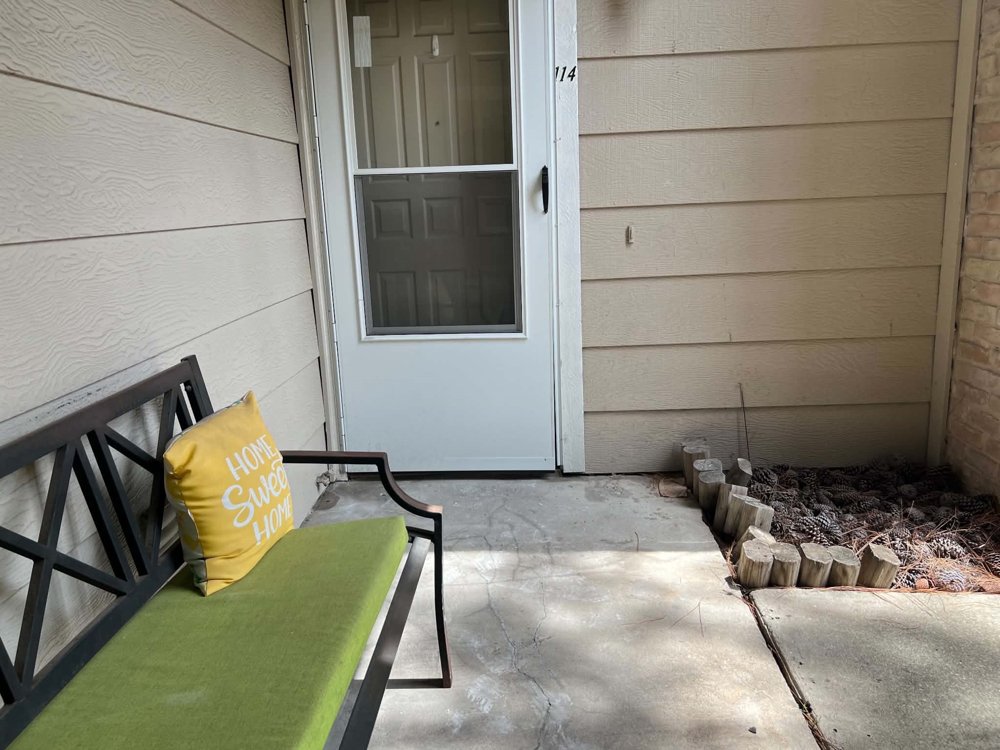 2100 Wilcrest Drive 114 Property Photo 1
