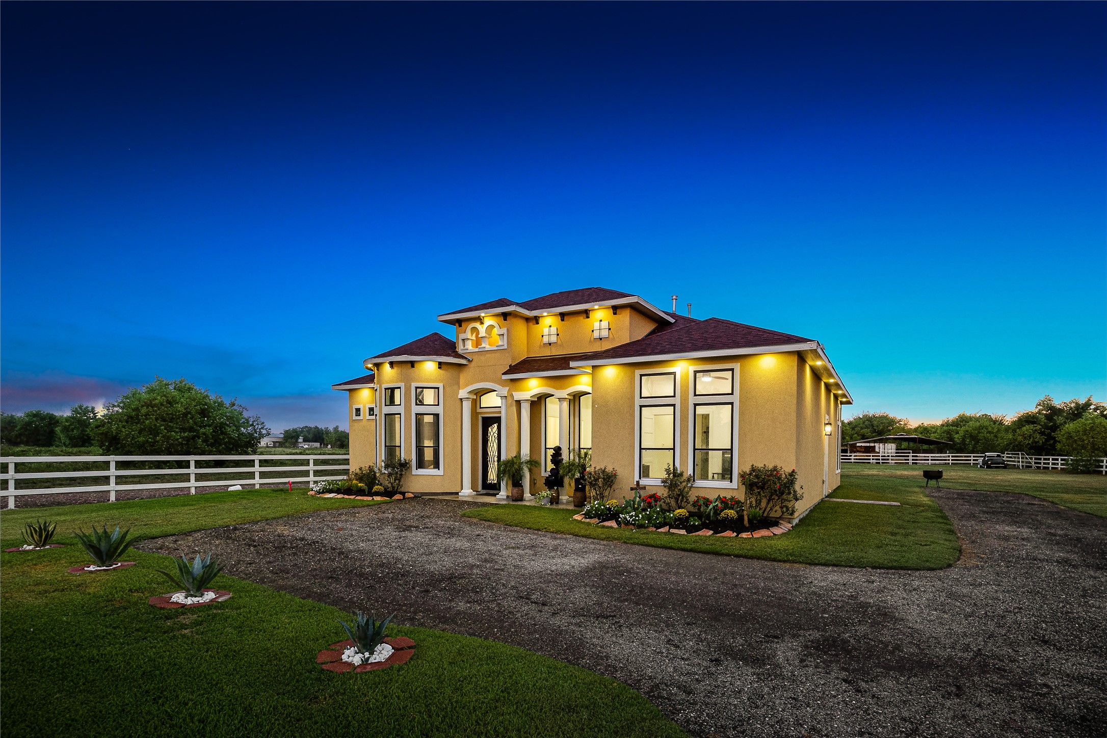 4431 Garvie Lane Property Photo 40