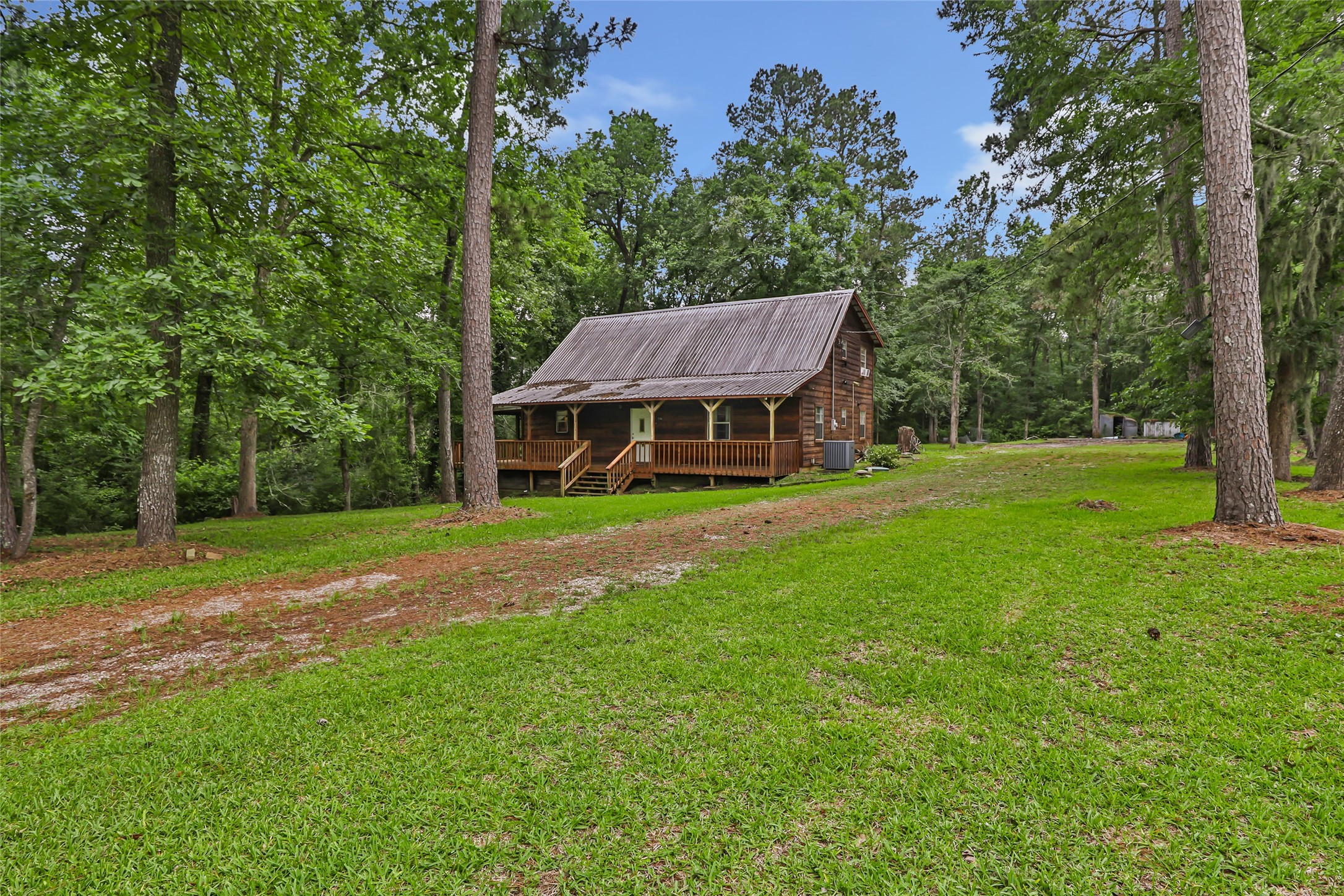 186 County Road 637 Property Photo 1