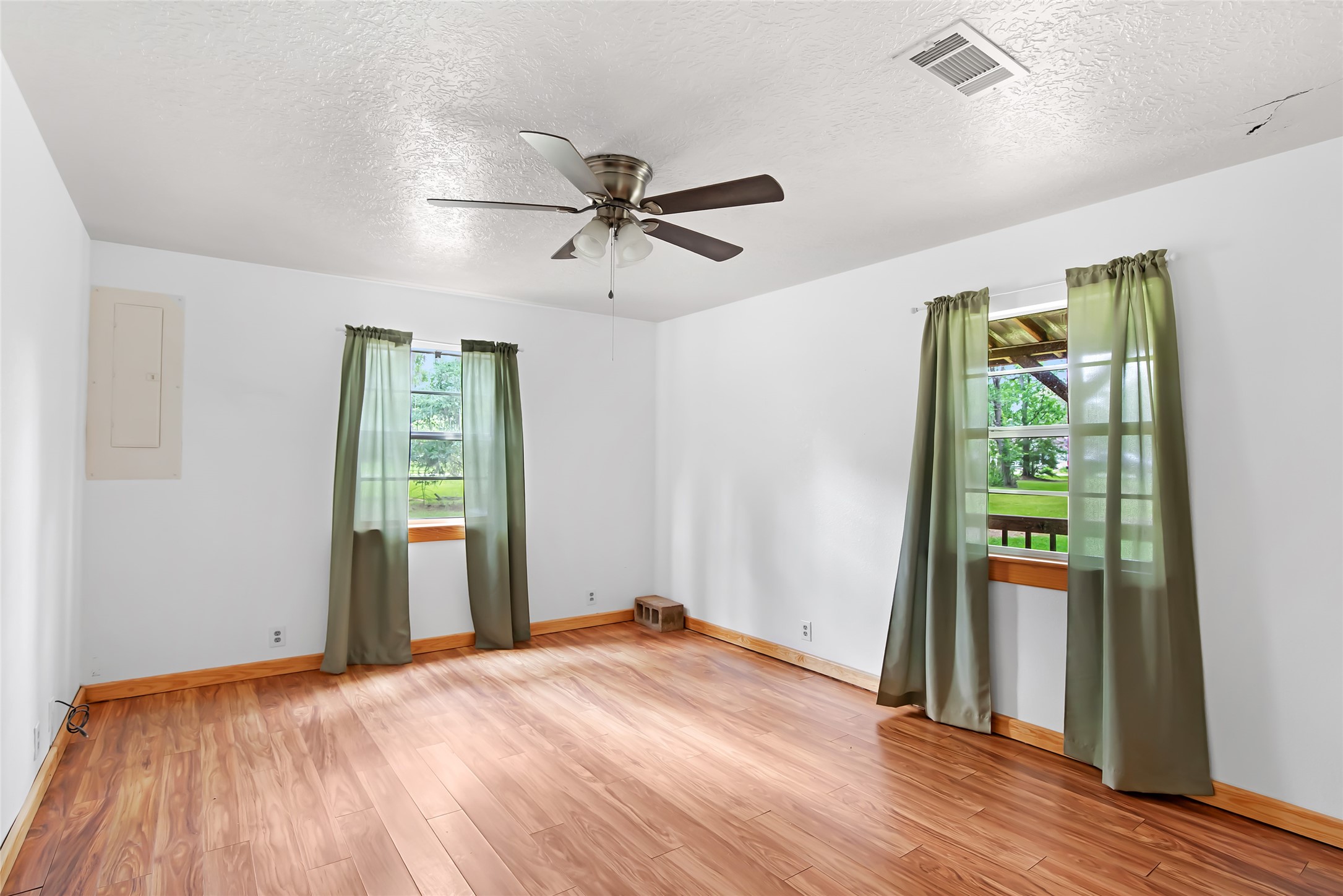 186 County Road 637 Property Photo 27