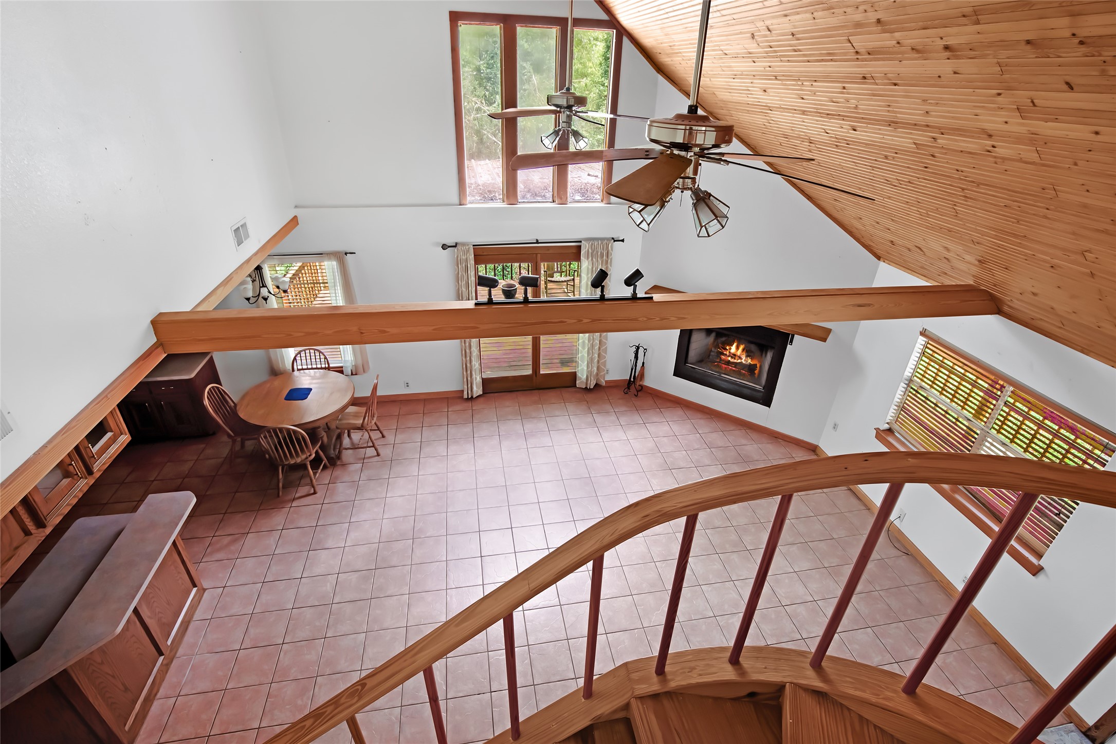 186 County Road 637 Property Photo 35