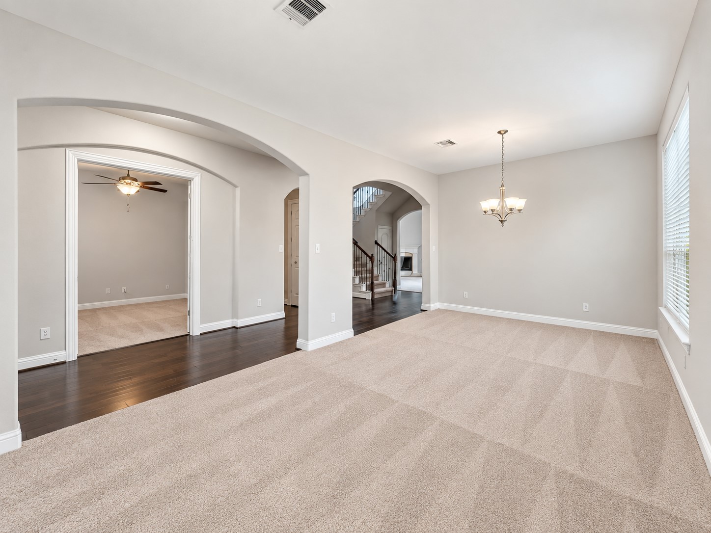 9626 Invergarry Way Property Photo 4