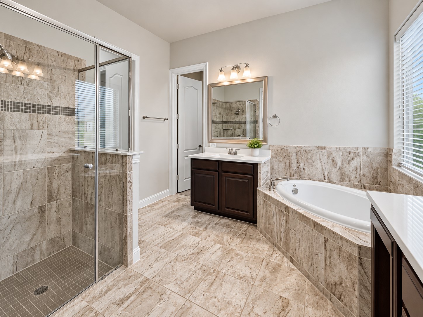 9626 Invergarry Way Property Photo 20