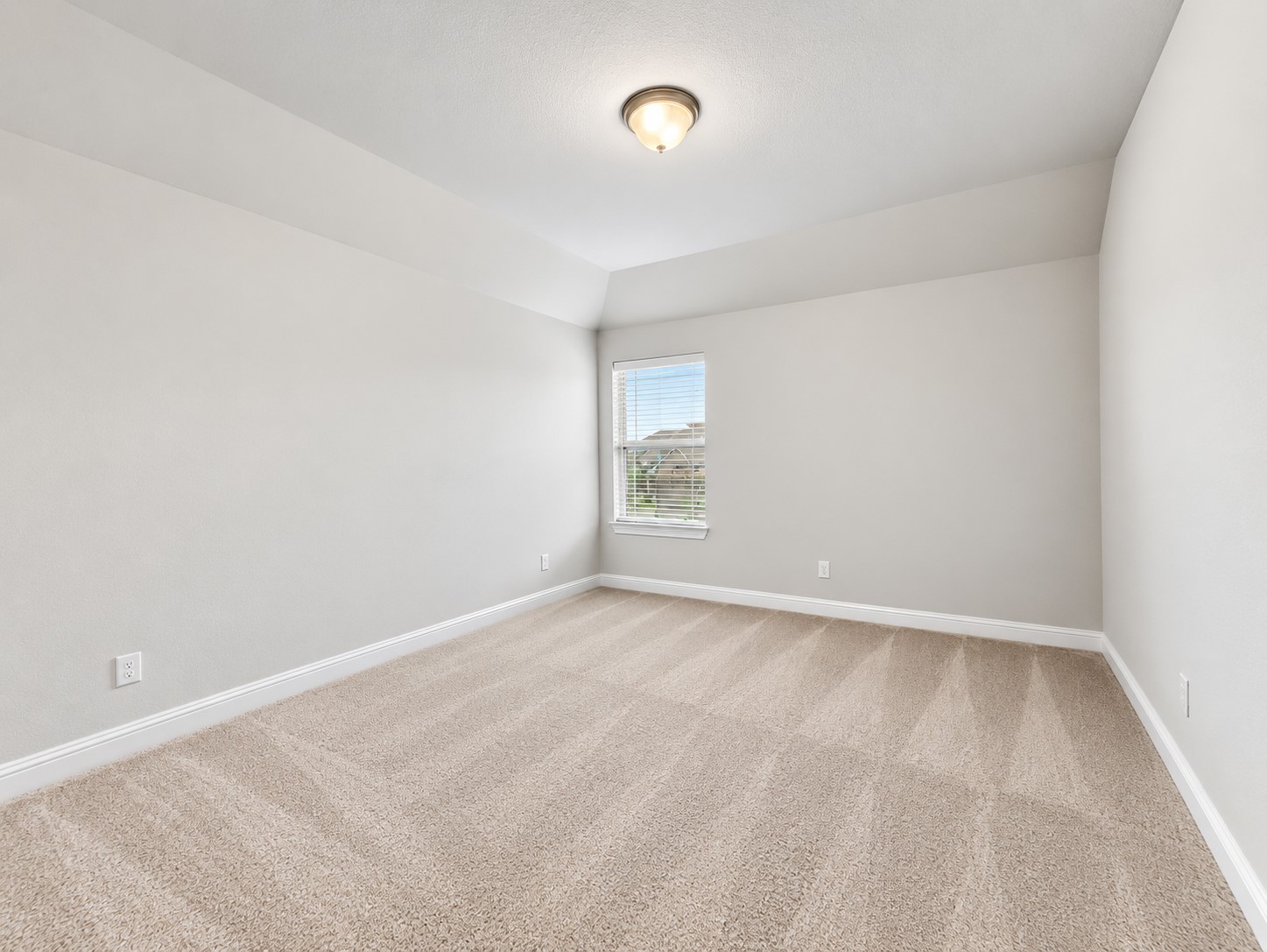 9626 Invergarry Way Property Photo 29