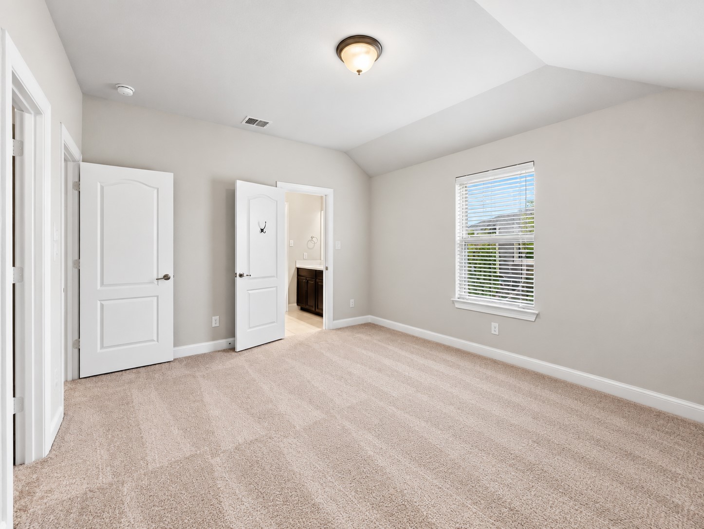 9626 Invergarry Way Property Photo 35