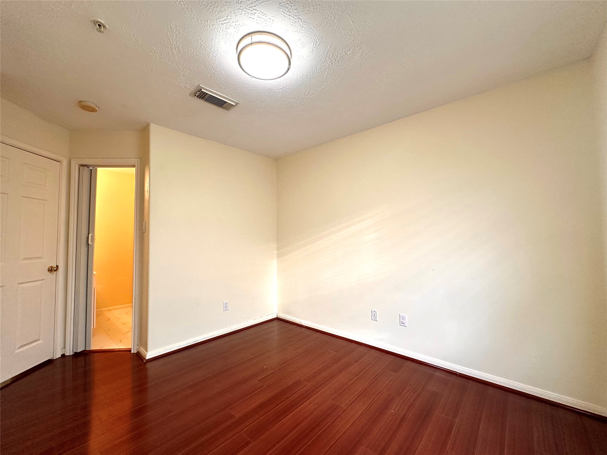 2710 Grants Lake Boulevard L7 Property Photo 17