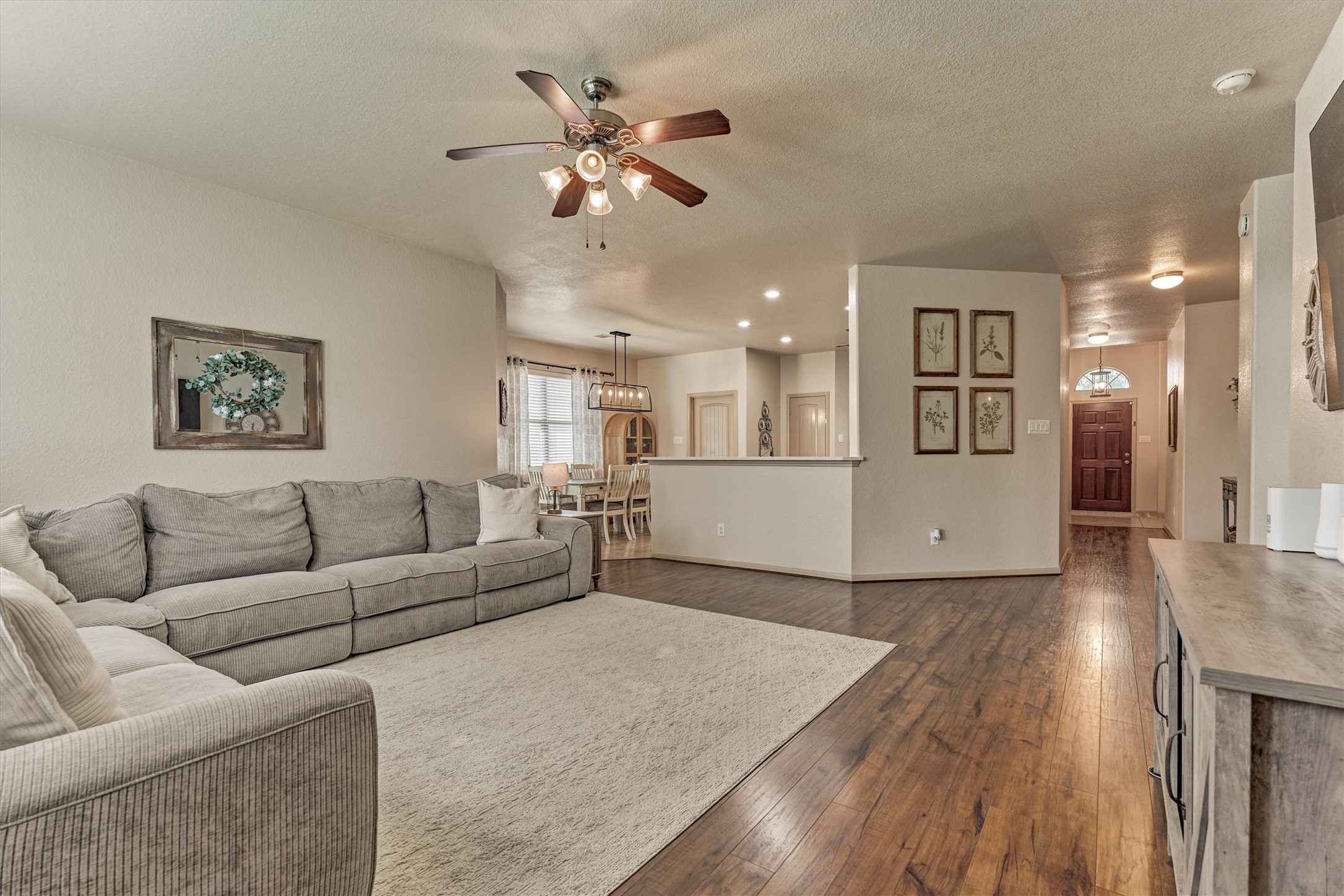 8707 Auburn Mane Drive Property Photo 19