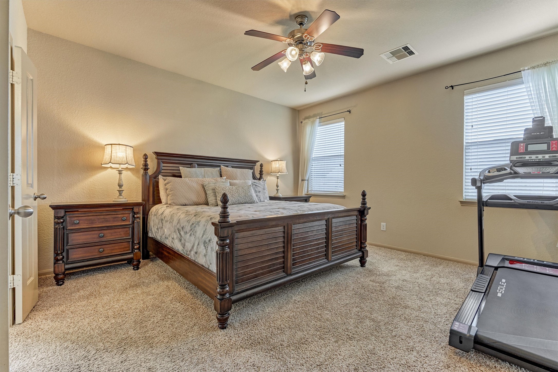8707 Auburn Mane Drive Property Photo 30