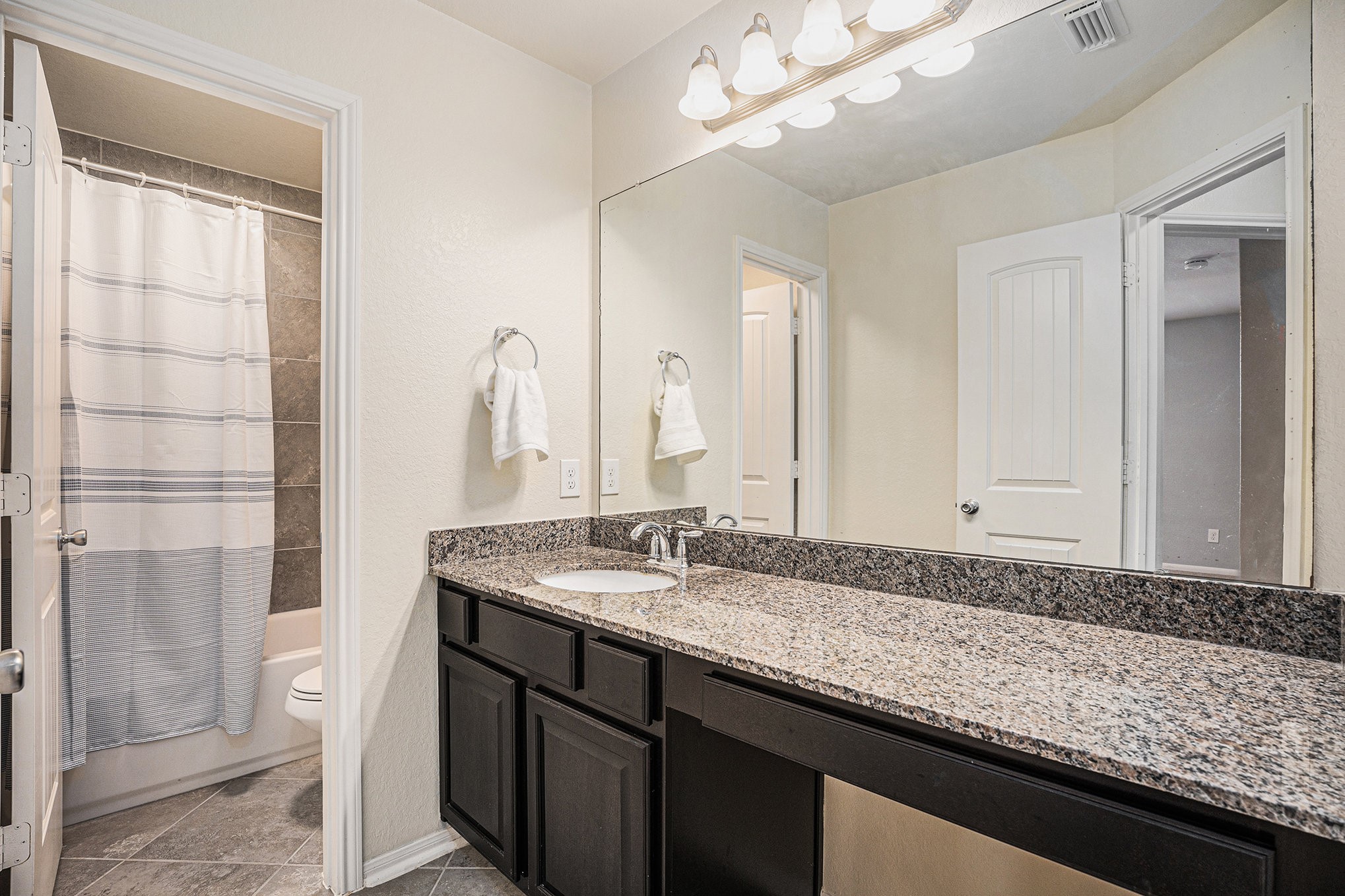 2228 Flower Croft Lane Property Photo 20