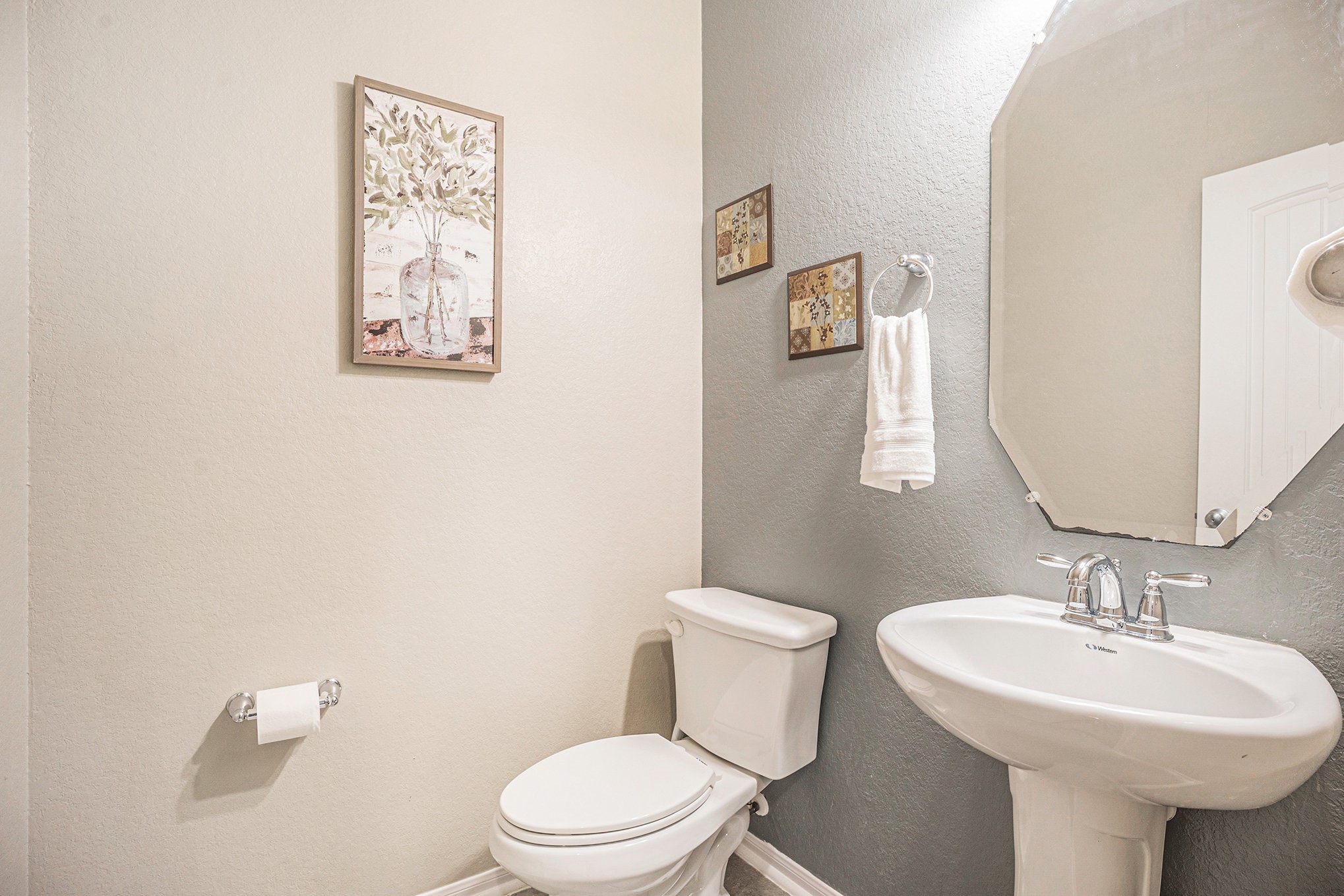 2228 Flower Croft Lane Property Photo 24