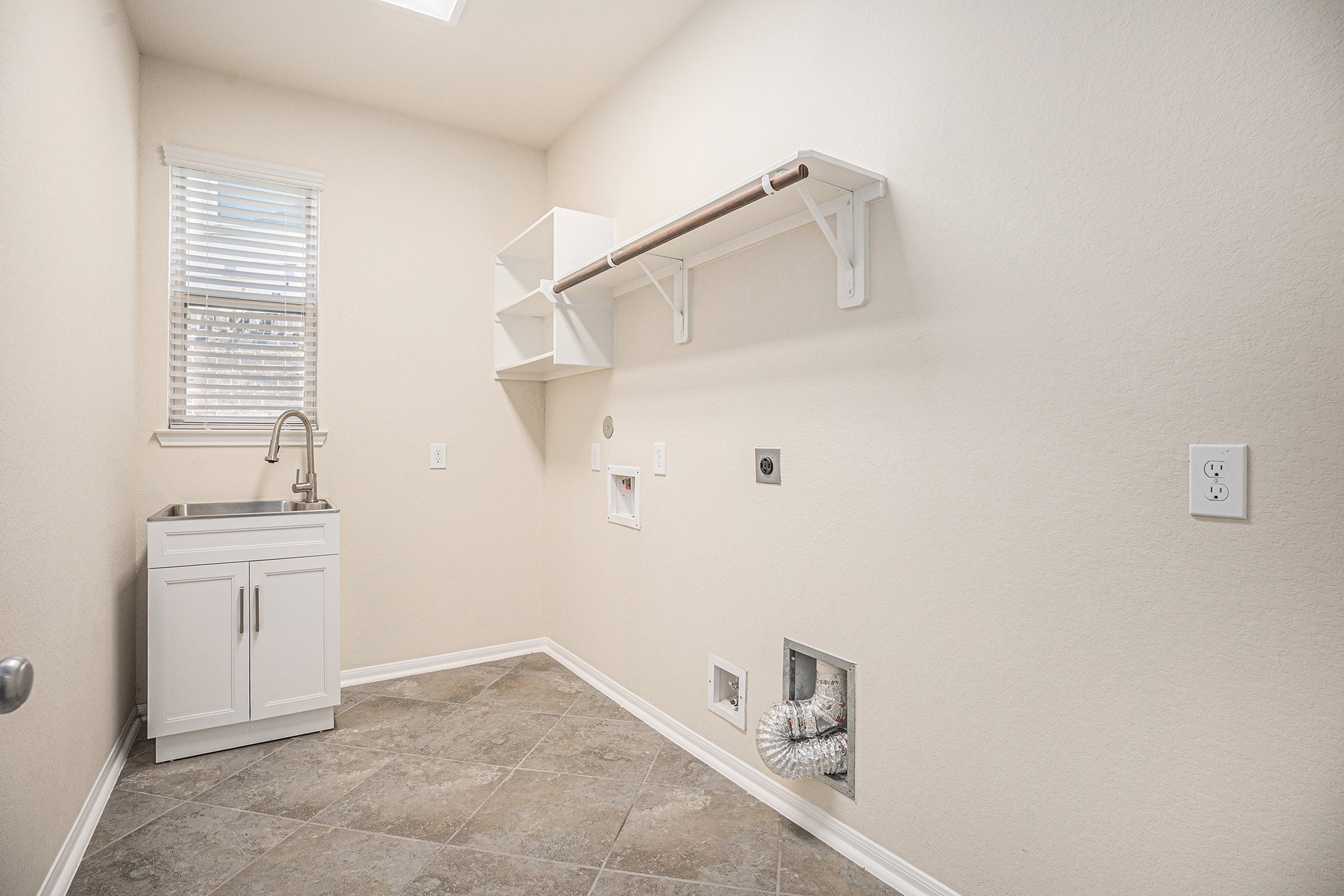 2228 Flower Croft Lane Property Photo 25