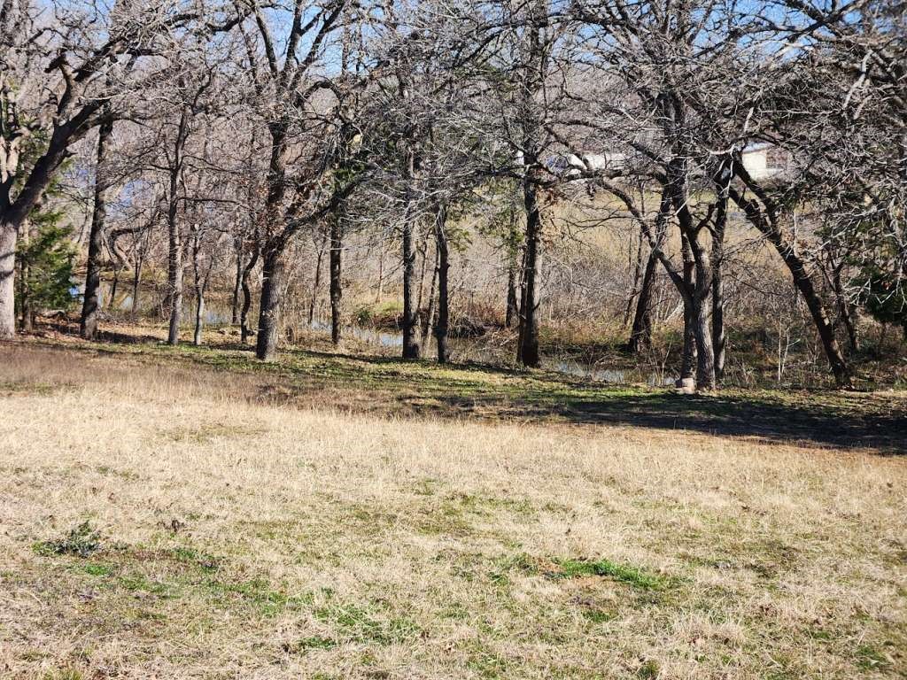 289 Chambers Drive Property Photo 1