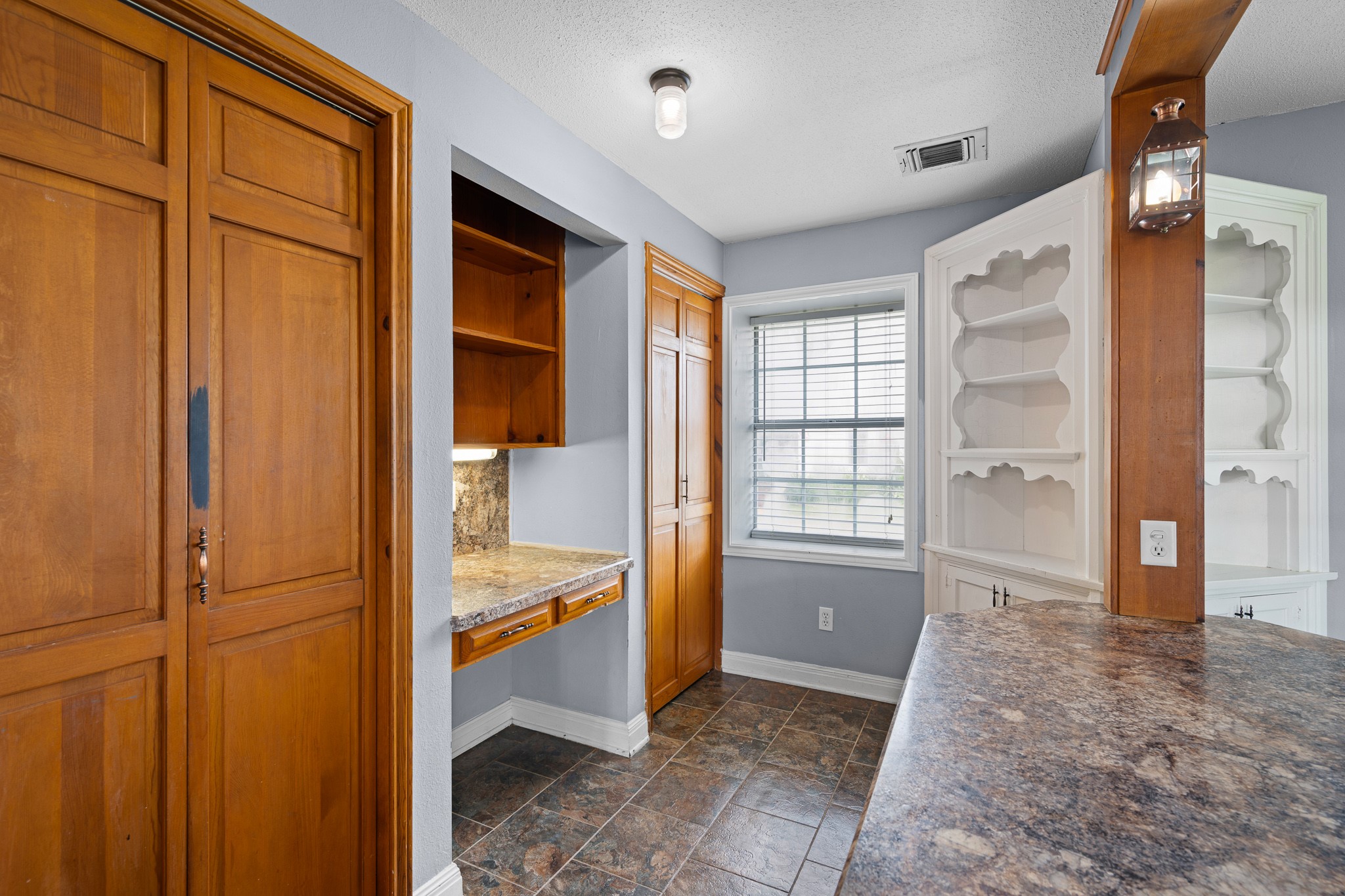 1008 Heights Avenue Property Photo 12