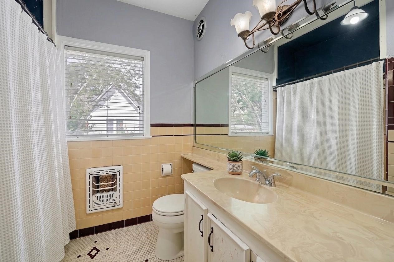 1008 Heights Avenue Property Photo 19