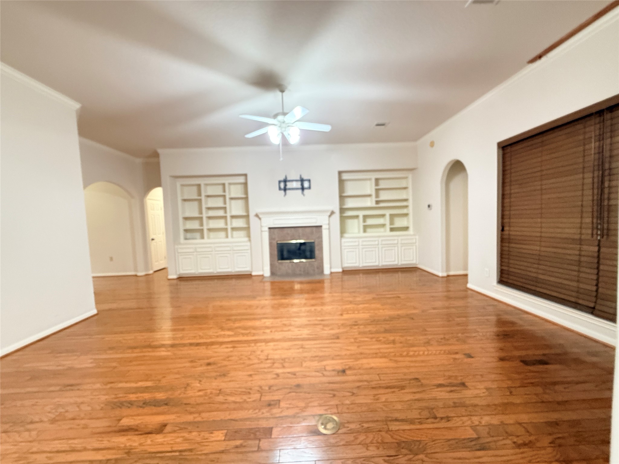 17523 Laguna Trail Drive Property Photo 7