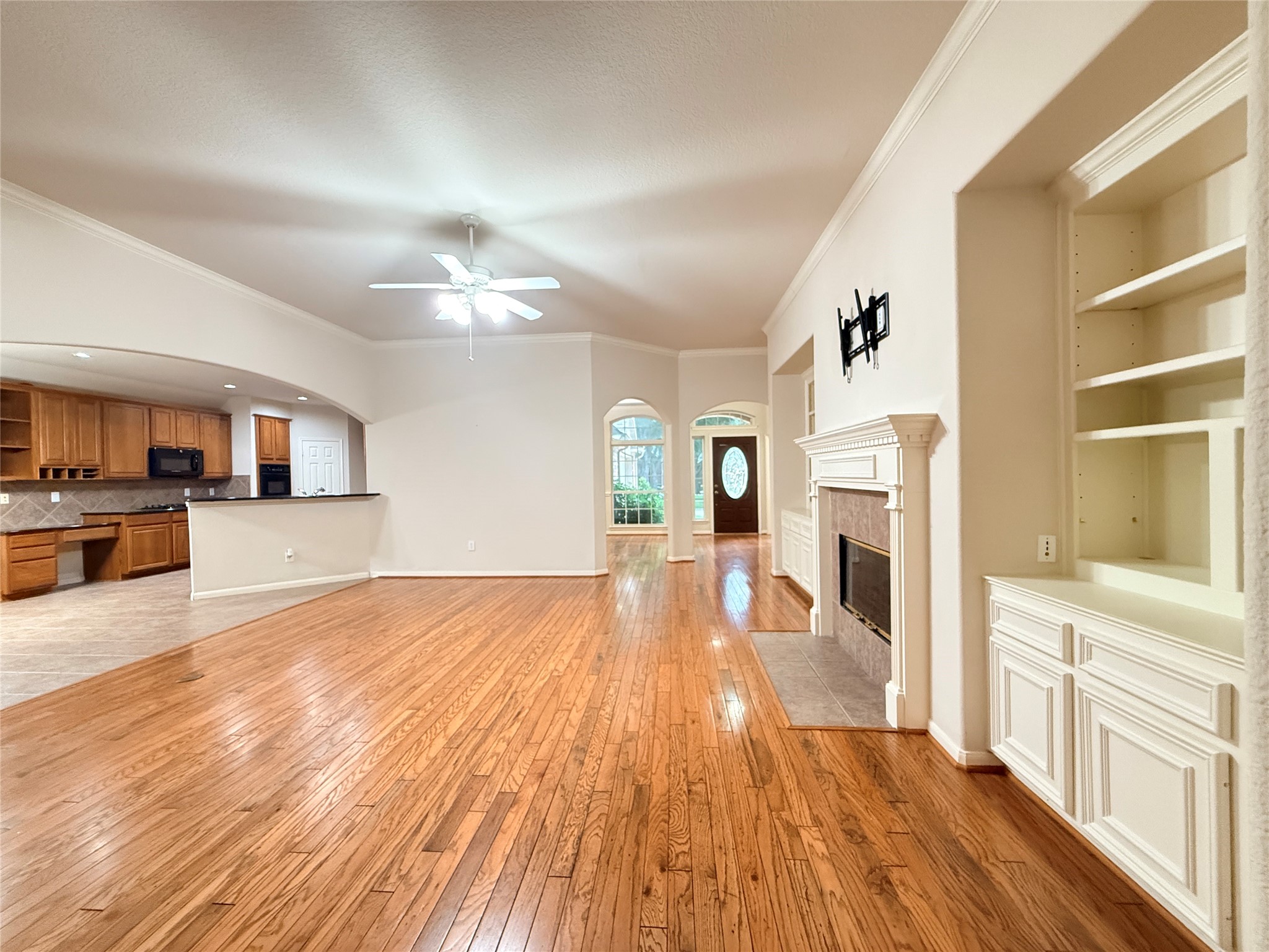 17523 Laguna Trail Drive Property Photo 8