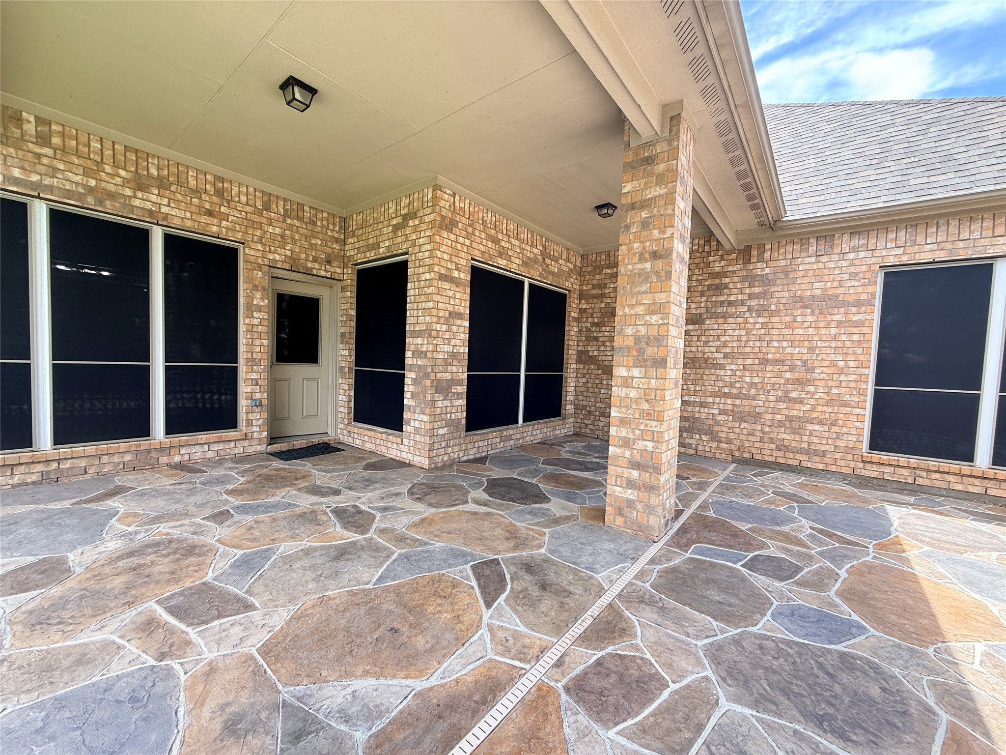 17523 Laguna Trail Drive Property Photo 24