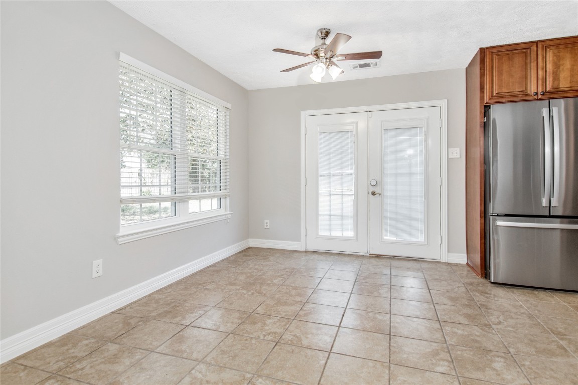 2611 Desert Sage Drive Property Photo 8