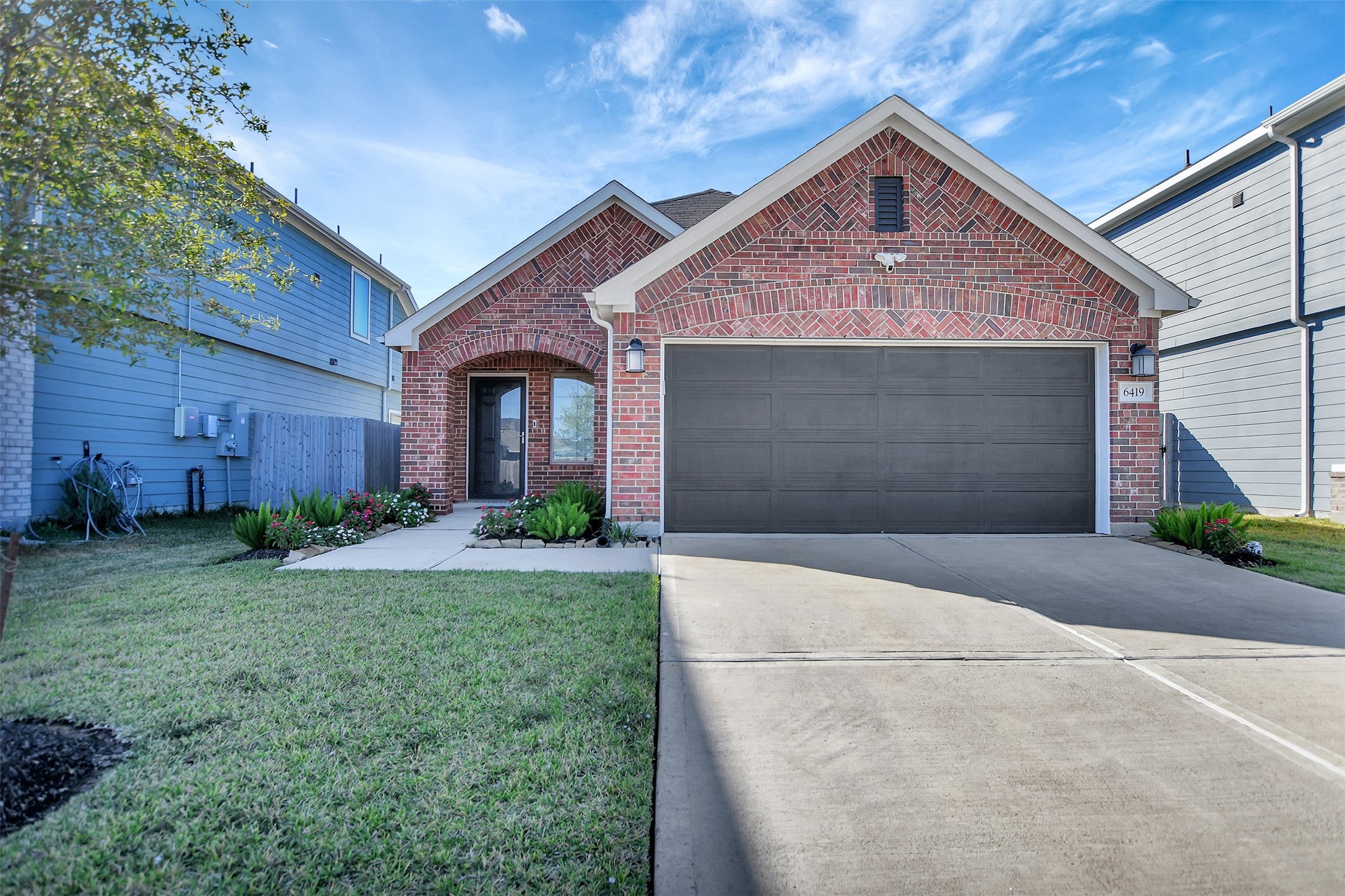 6419 Purple Wreath Way Property Photo 2