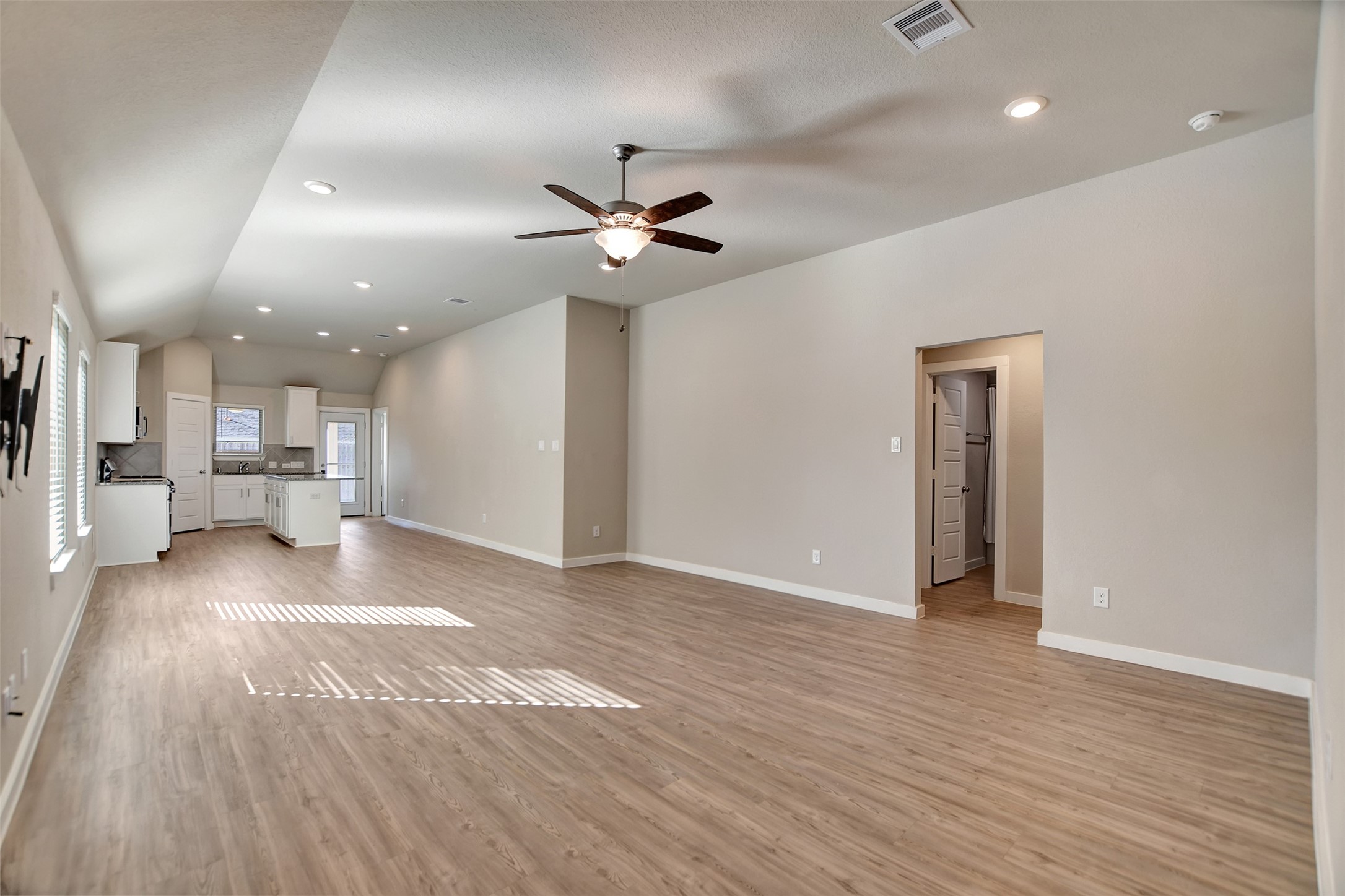 6419 Purple Wreath Way Property Photo 5