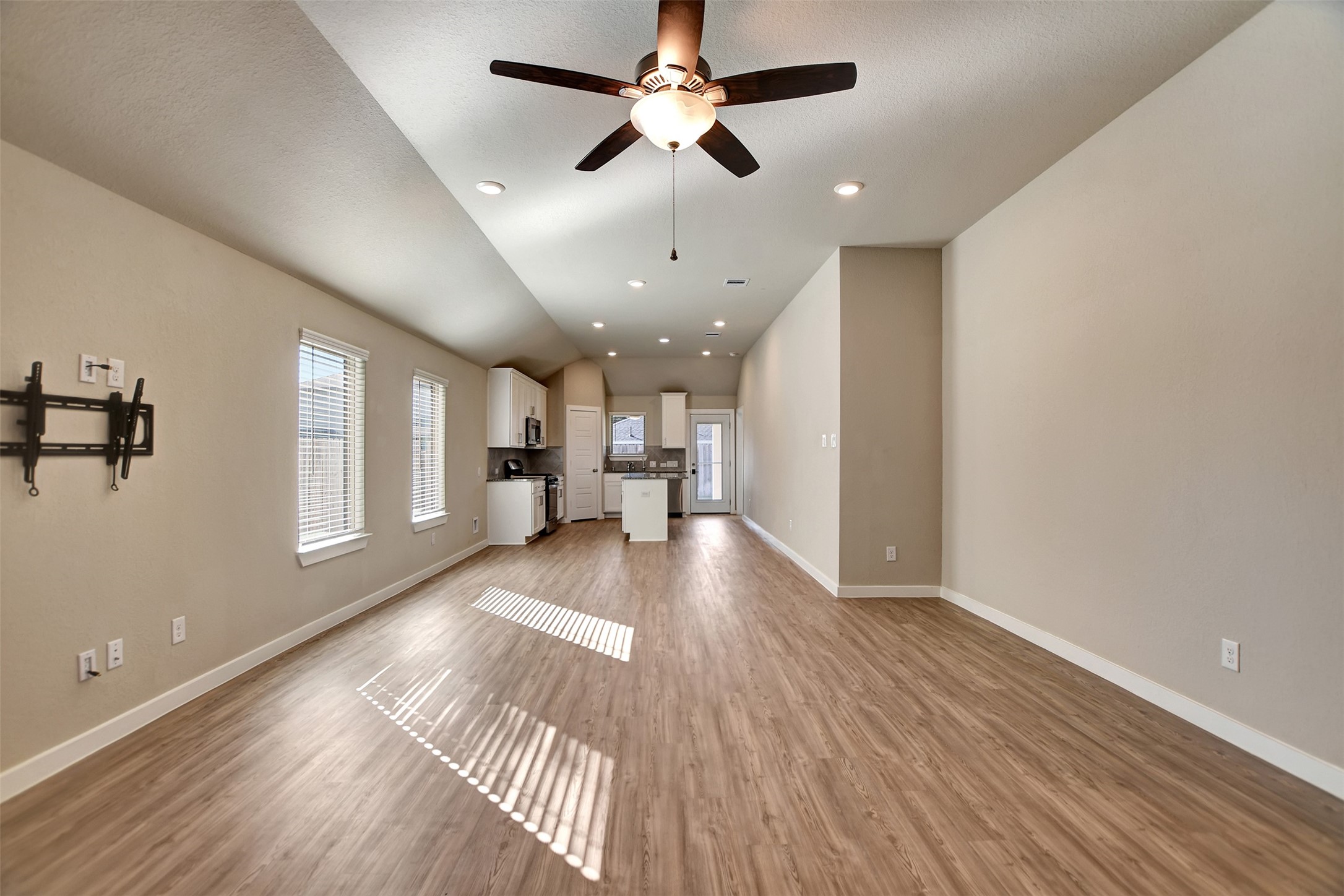 6419 Purple Wreath Way Property Photo 6
