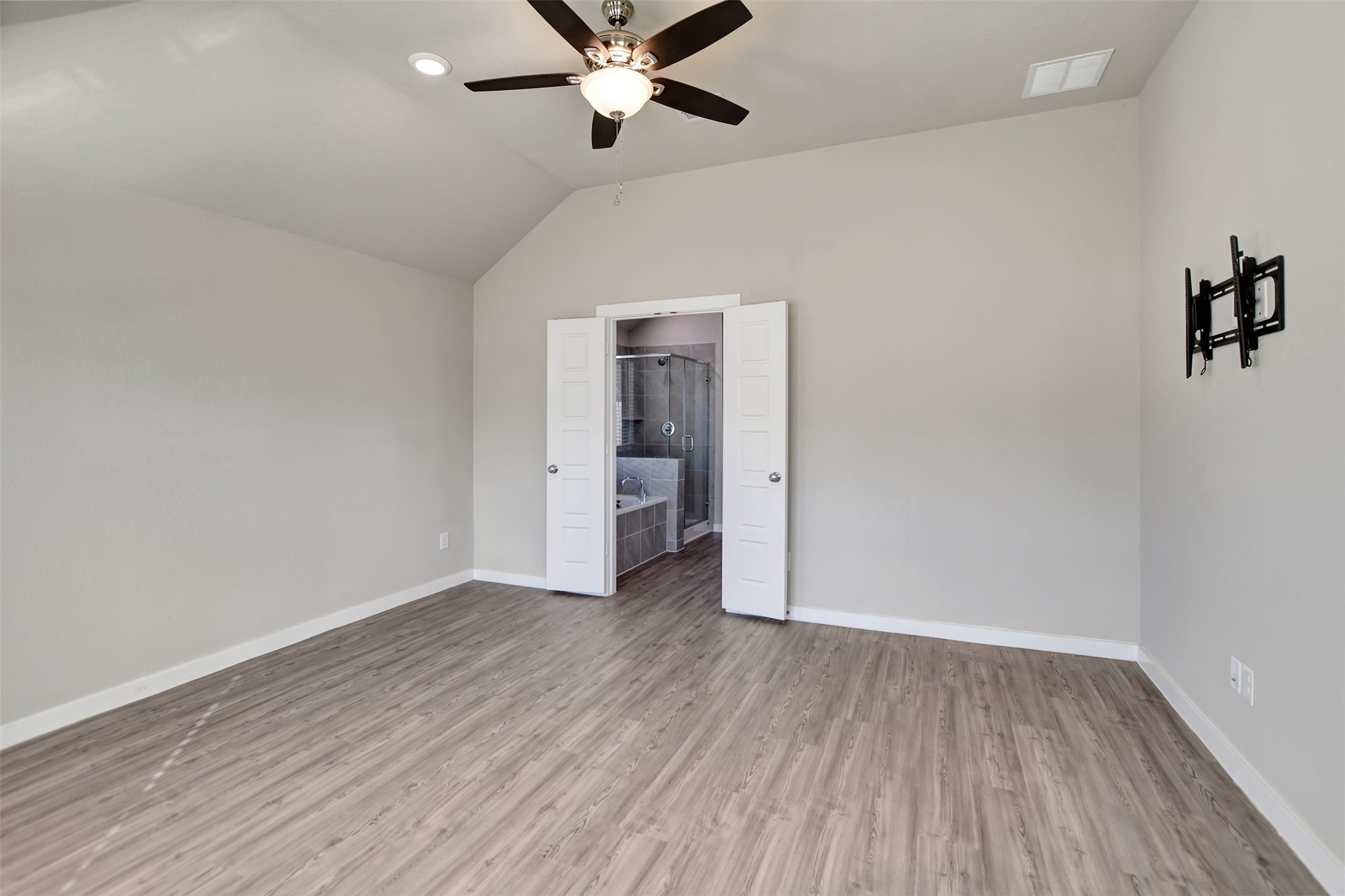 6419 Purple Wreath Way Property Photo 19