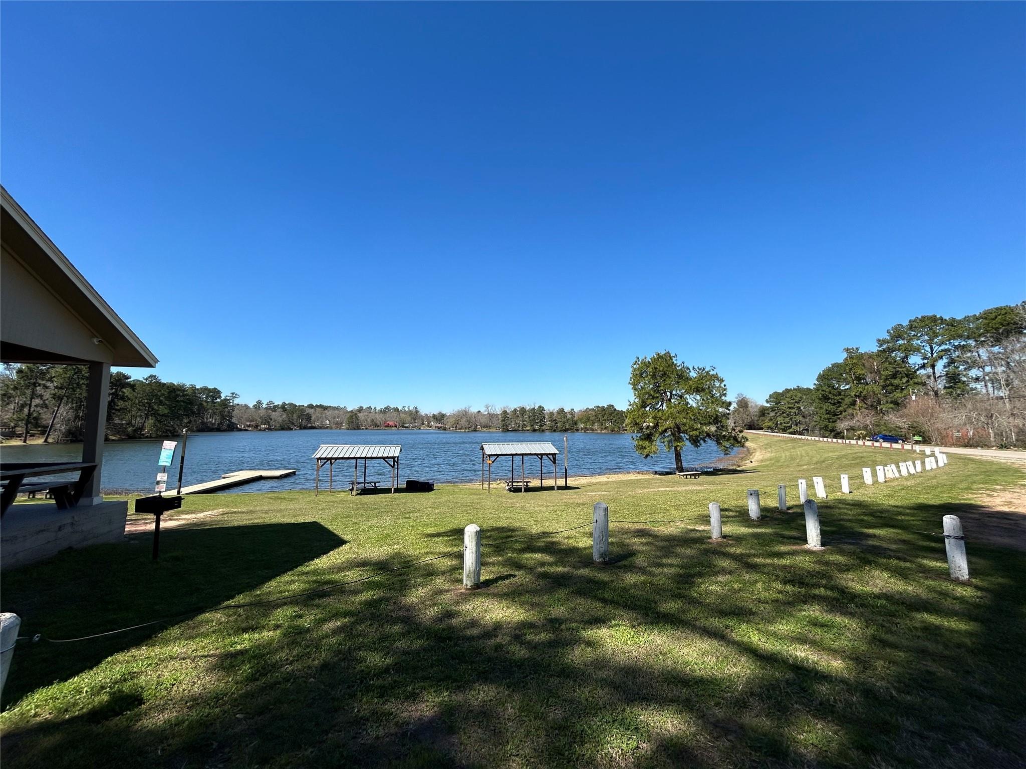 471a Royal Creek Road Property Photo 1