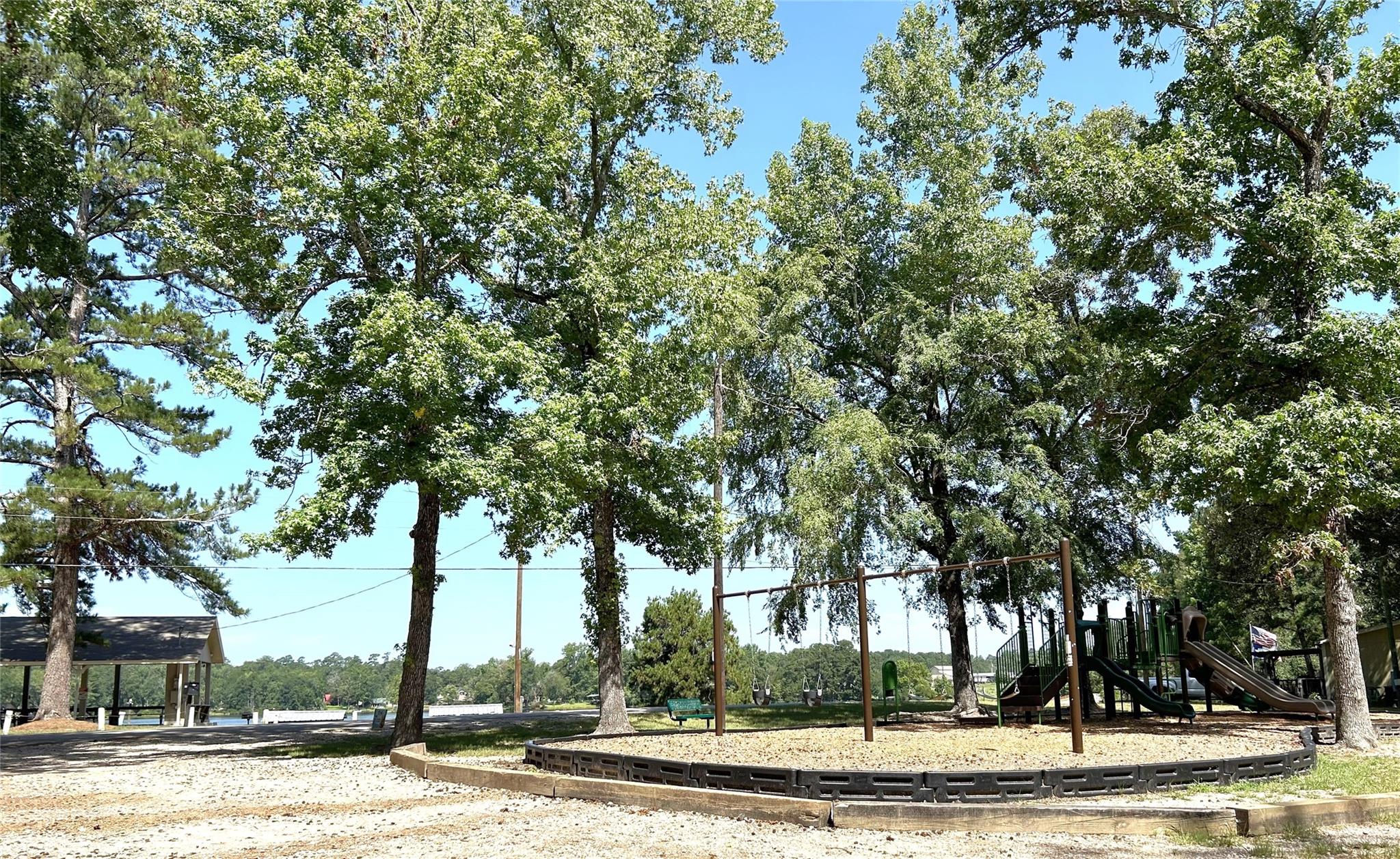 471a Royal Creek Road Property Photo 16