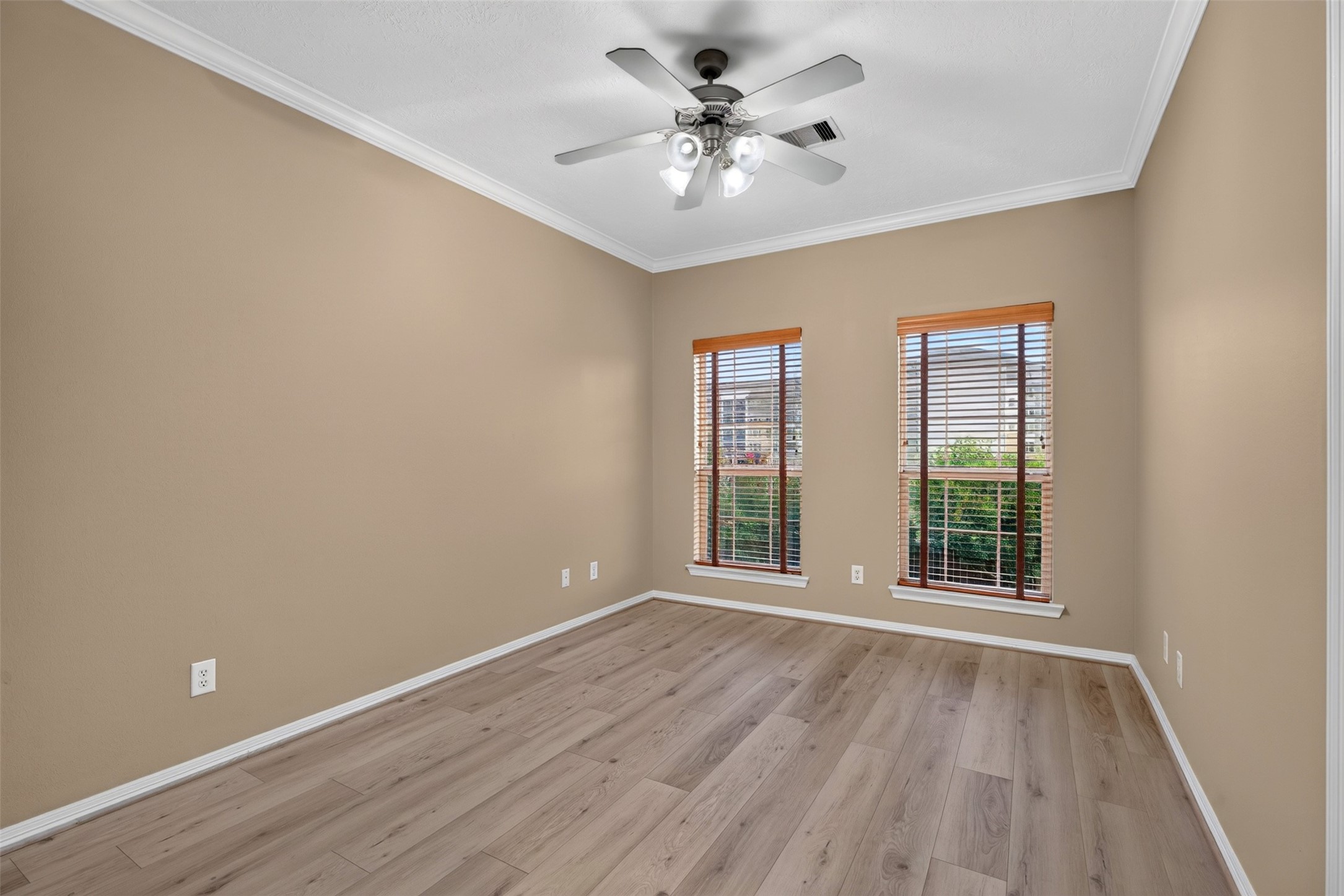 14519 Basalt Lane Property Photo 20