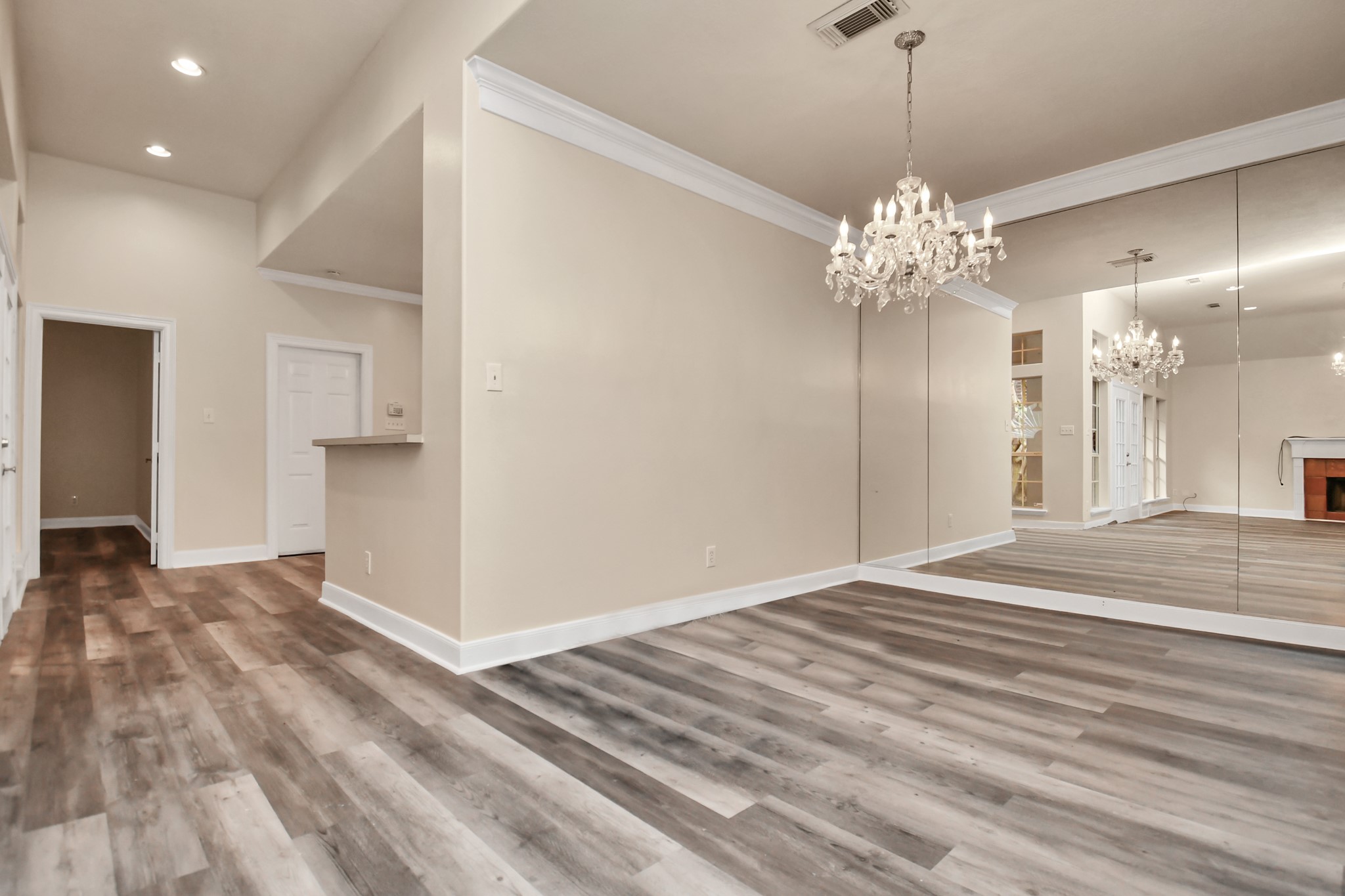 4727 Cashel Castle Drive Property Photo 11
