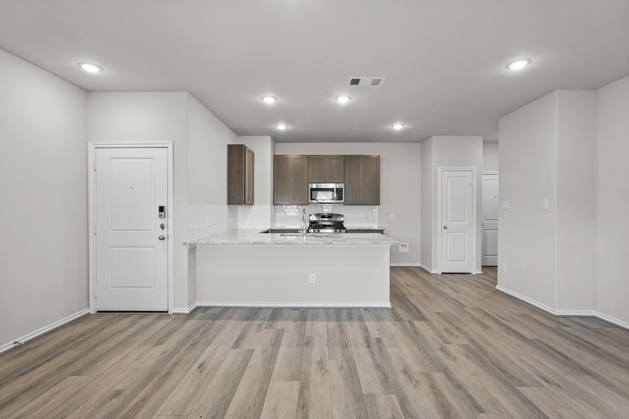 1114 Hugh Landing Lane Property Photo 7