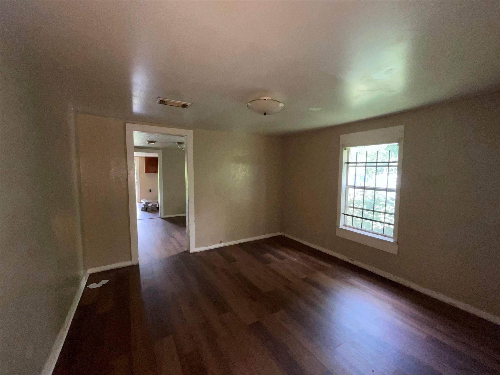 4827 Shreveport Boulevard Property Photo 3