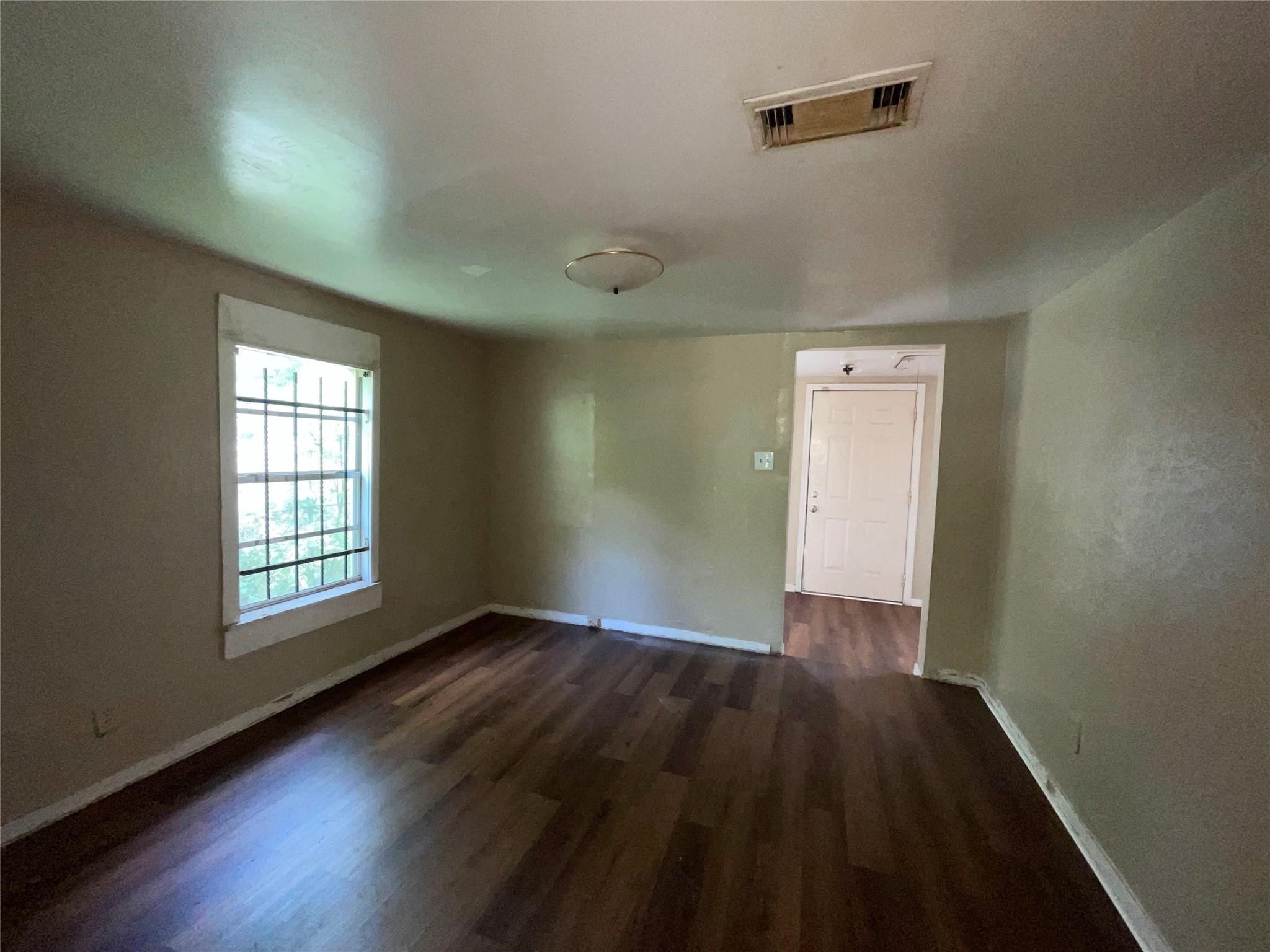 4827 Shreveport Boulevard Property Photo 4