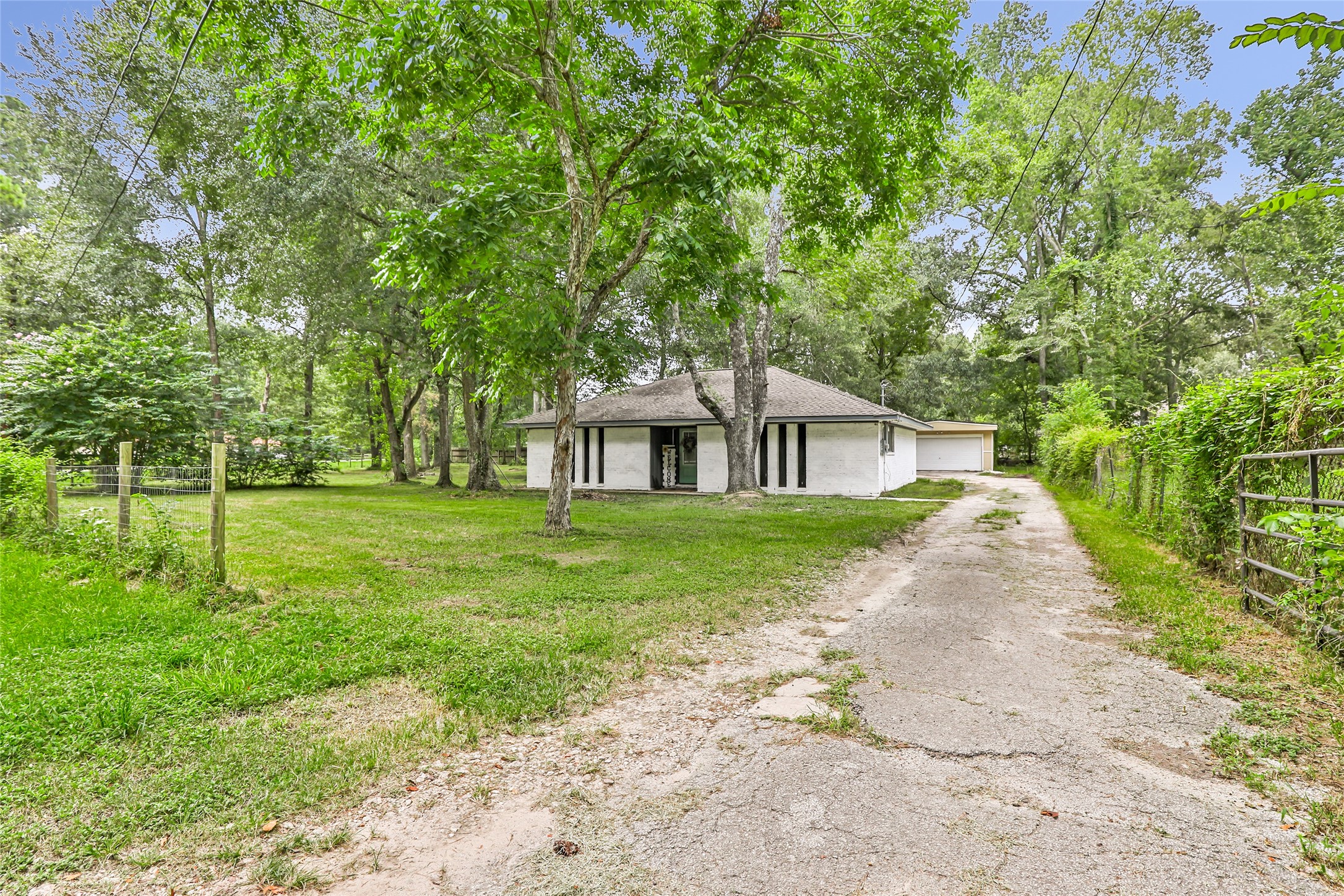 1013 Lake Glen Road Property Photo 1