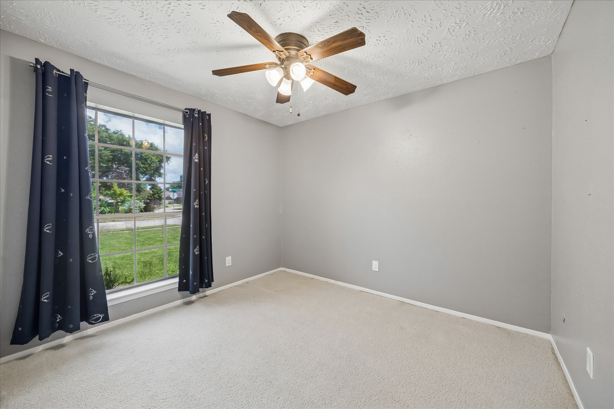 4330 Glen Avon Drive Property Photo 24