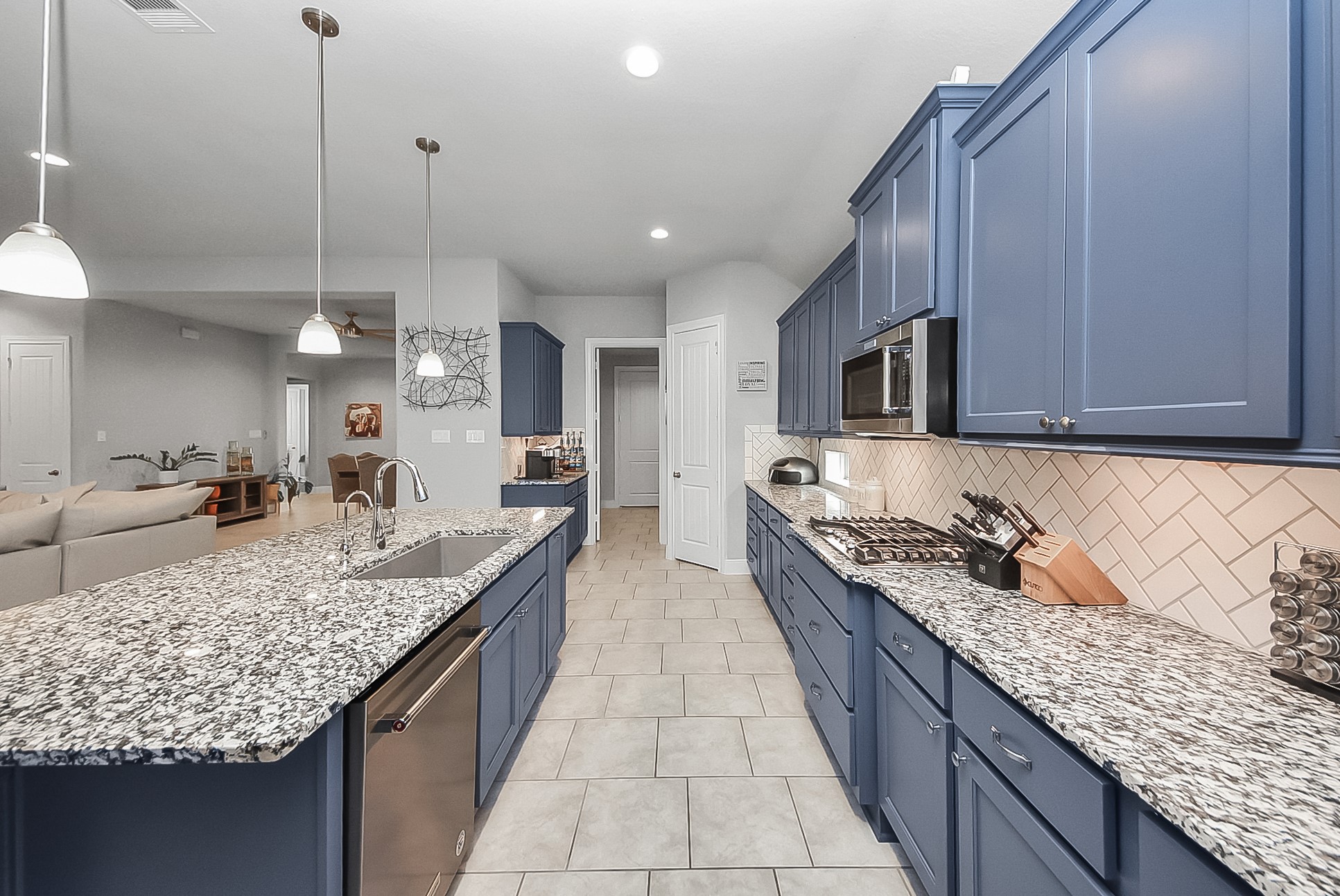 3510 Hampton Landing Court Property Photo 4