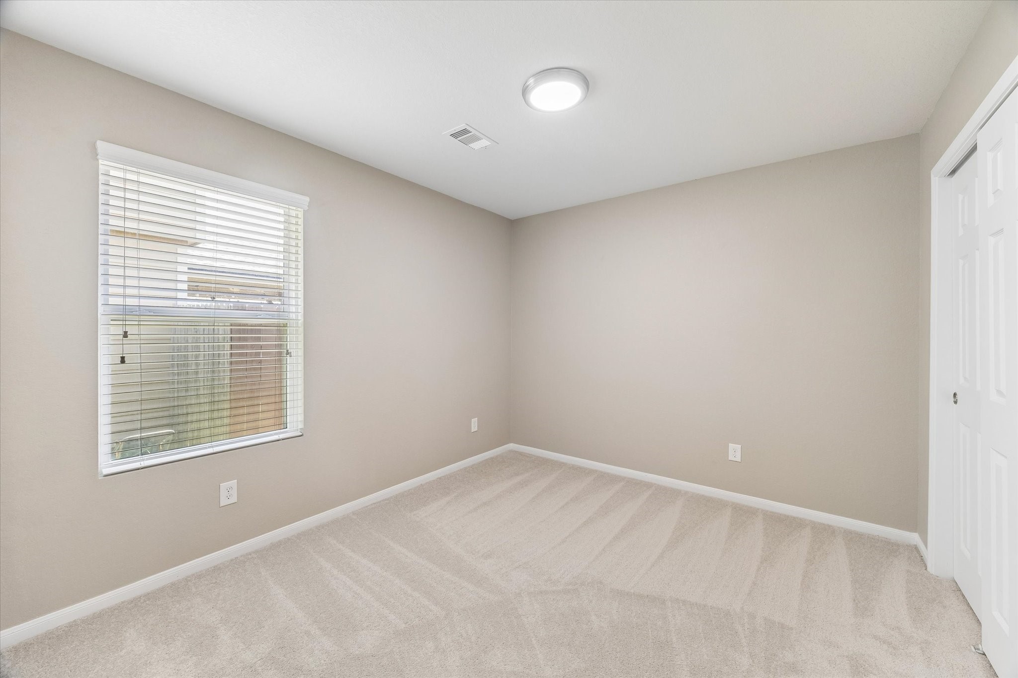 9966 Chimney Swift Lane Property Photo 15