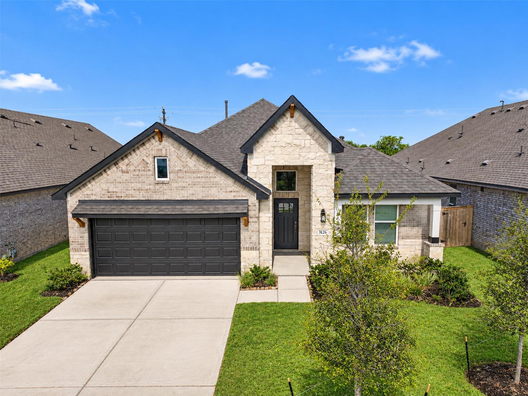 3126 Emerald Hills Drive, Angleton TX 77515 Property Photo 1