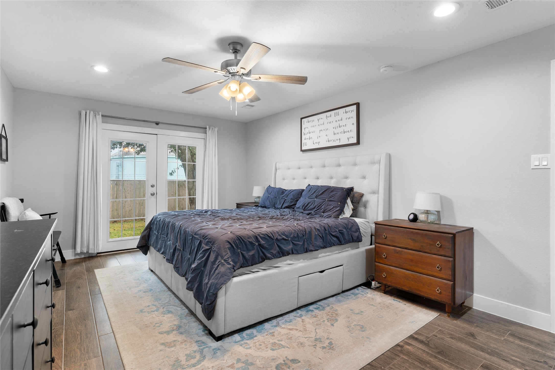 11207 Wood Lodge Drive Property Photo 16