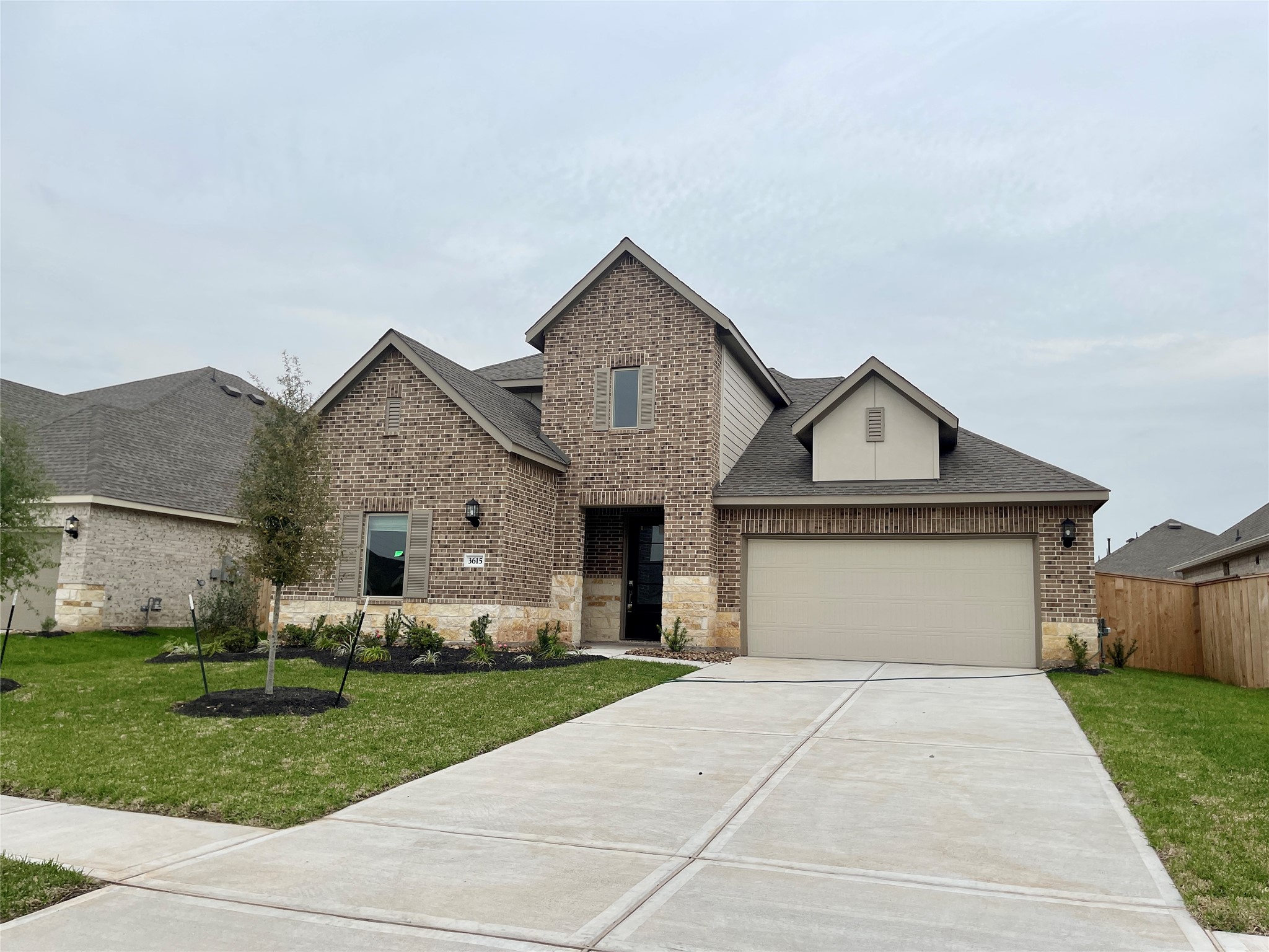 3615 Forest River Drive Property Photo 1