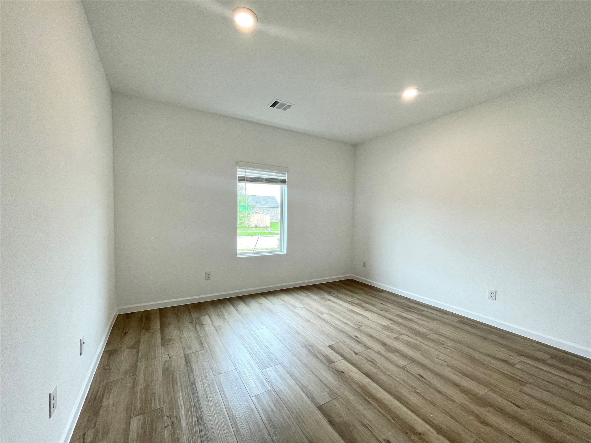 3615 Forest River Drive Property Photo 5