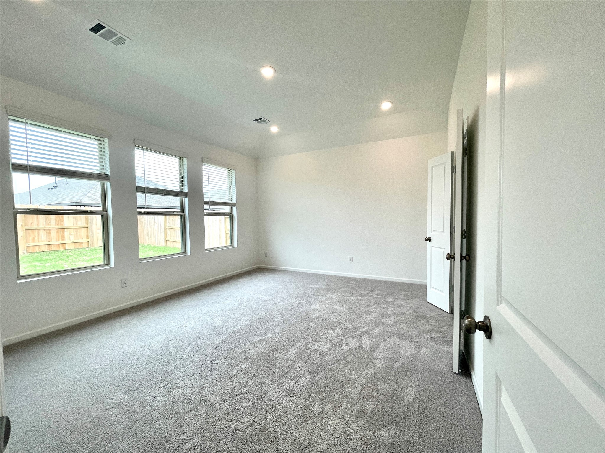 3615 Forest River Drive Property Photo 11