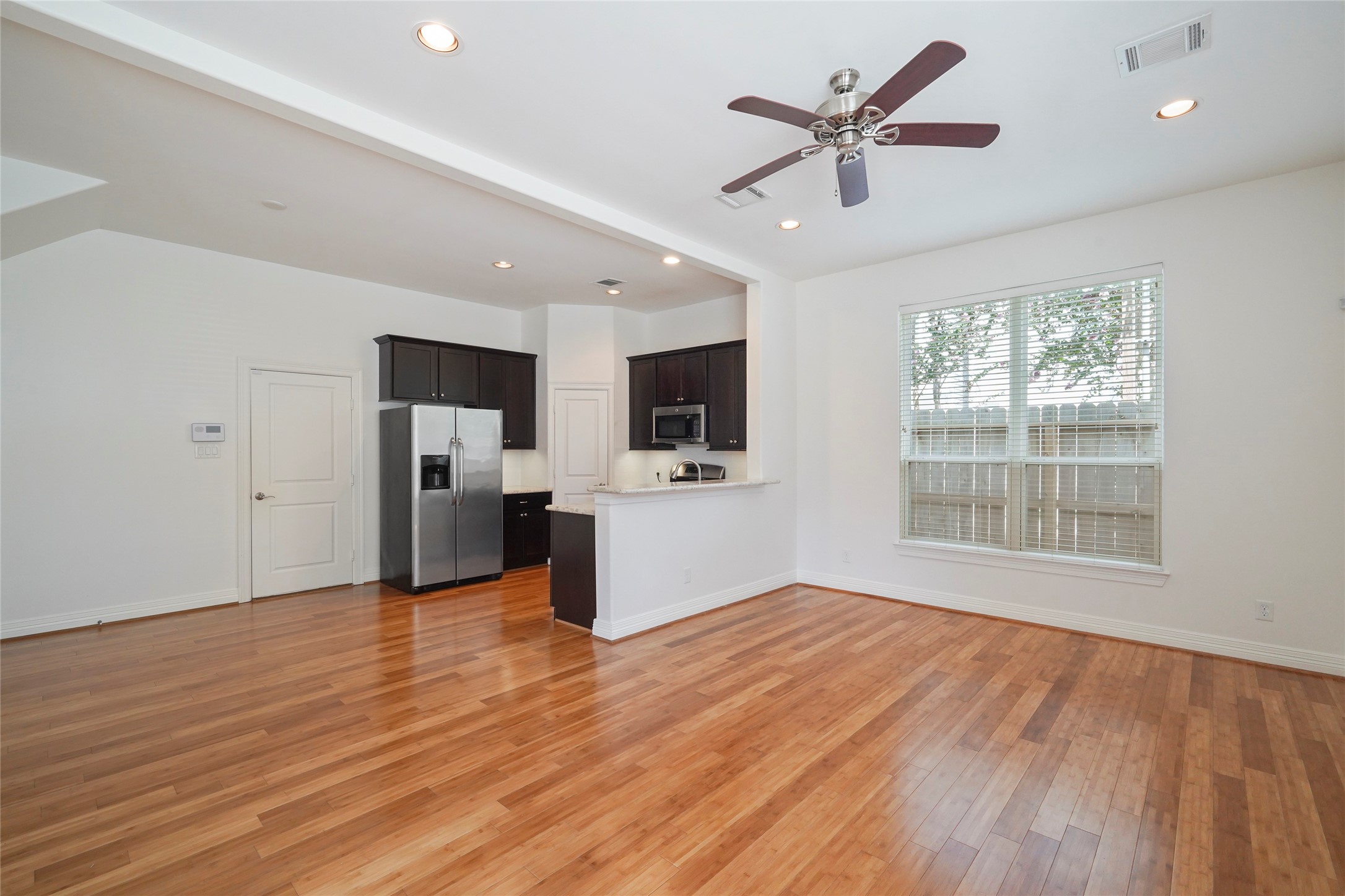 724 Link Road Property Photo 4