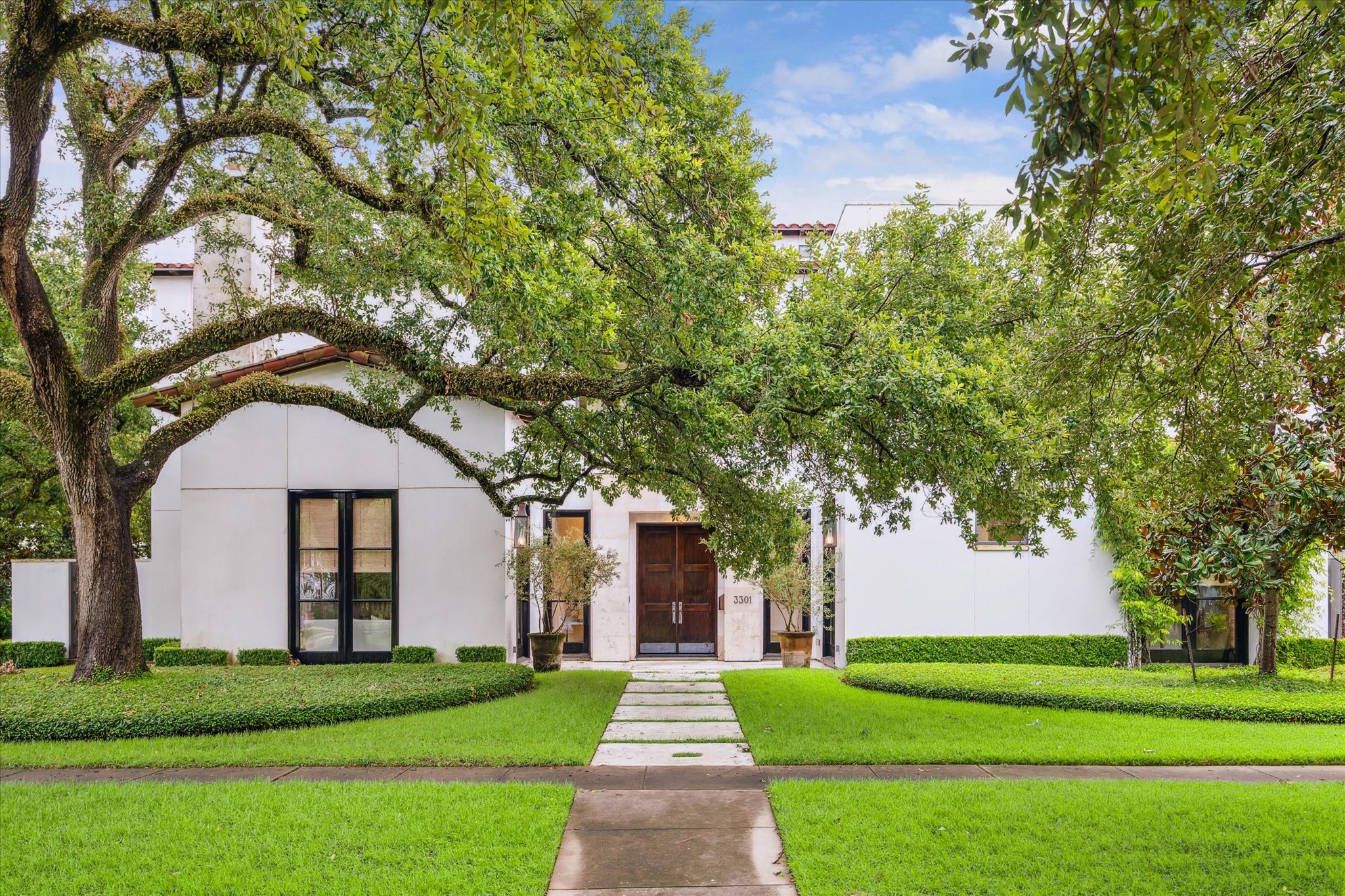 3301 Georgetown Street Property Photo