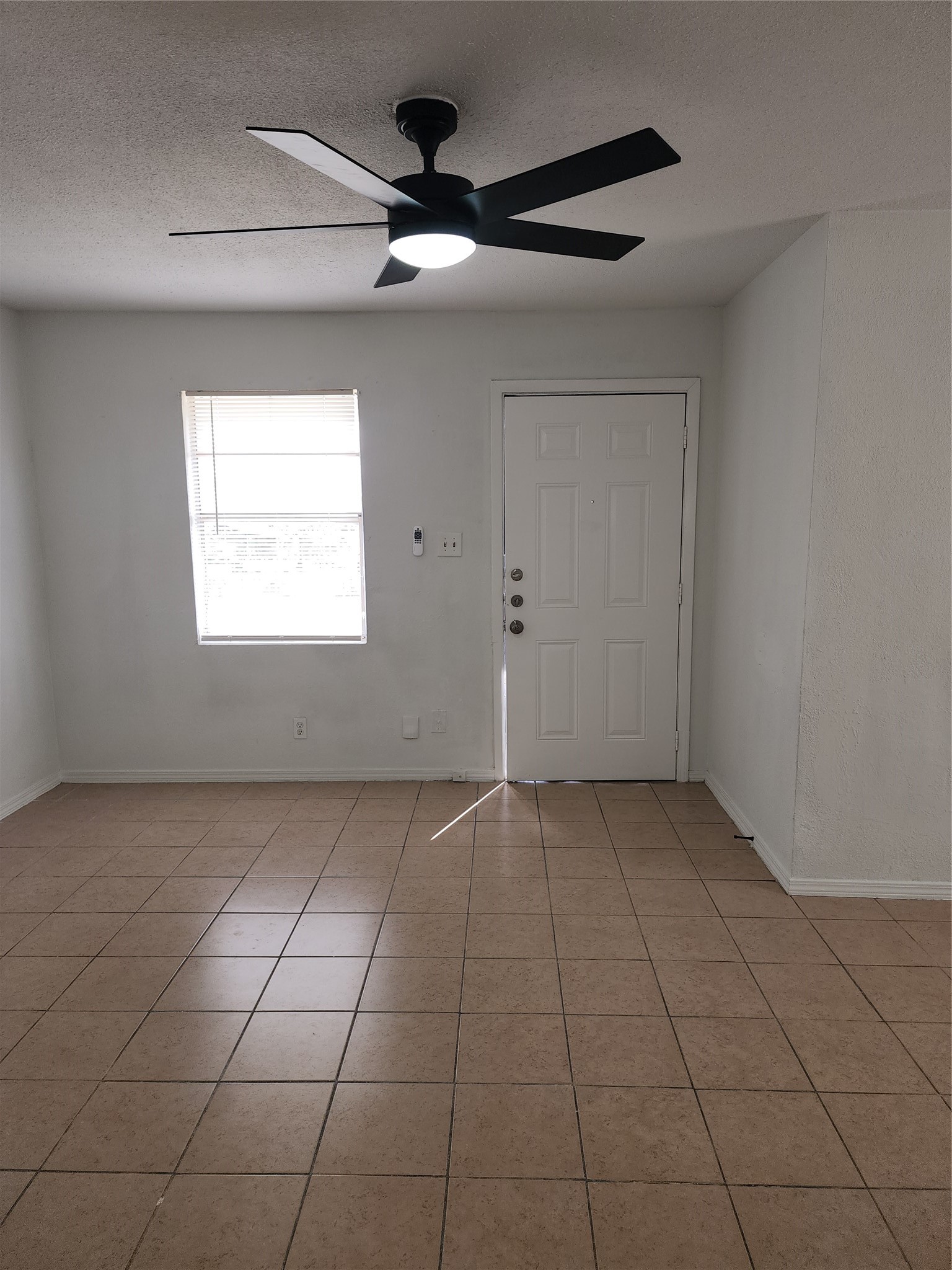 14033 Garber Lane 3 Property Photo 5