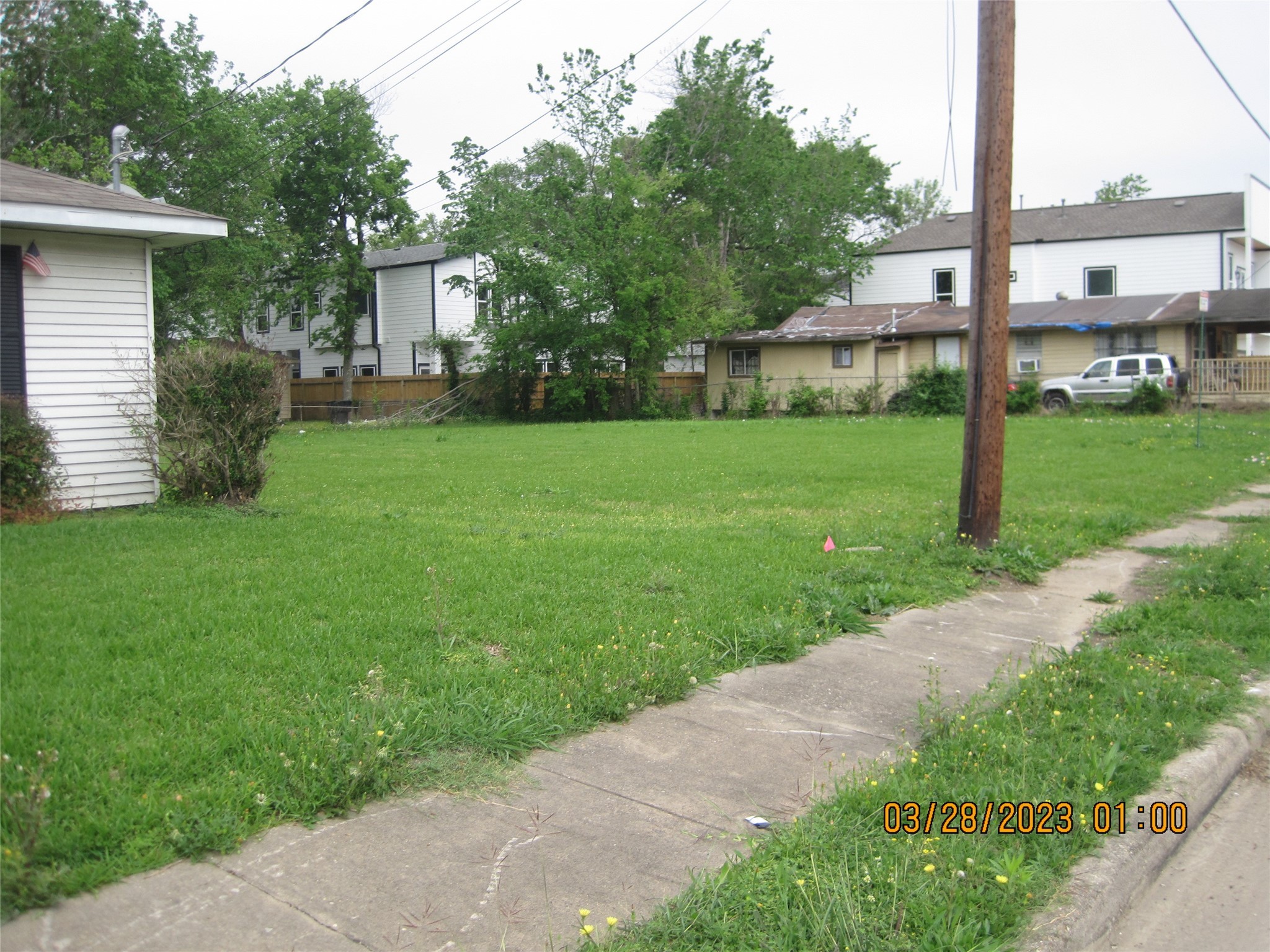 0 Mainer Property Photo 2