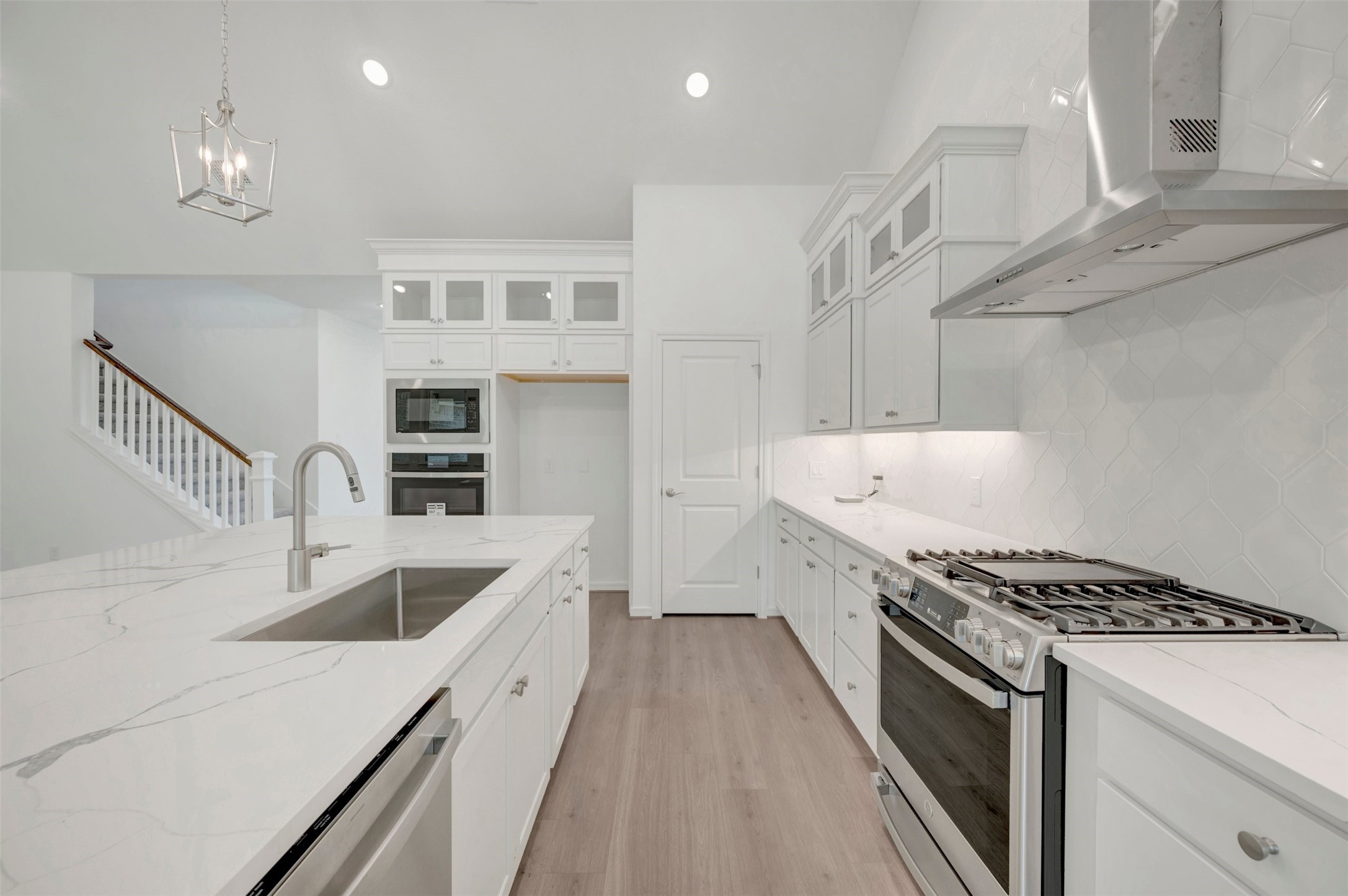13729 Pamela Belle Path Property Photo 9