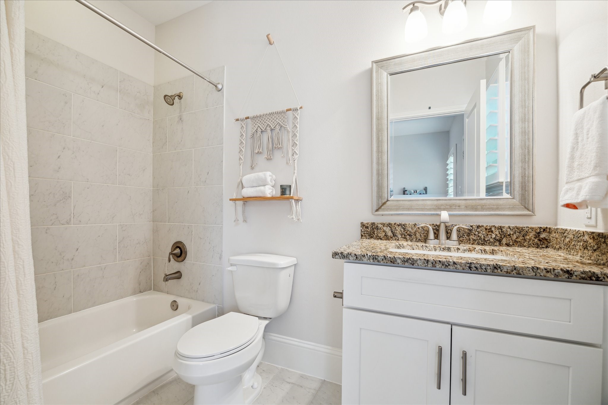 1230 W 25th Street B Property Photo 22